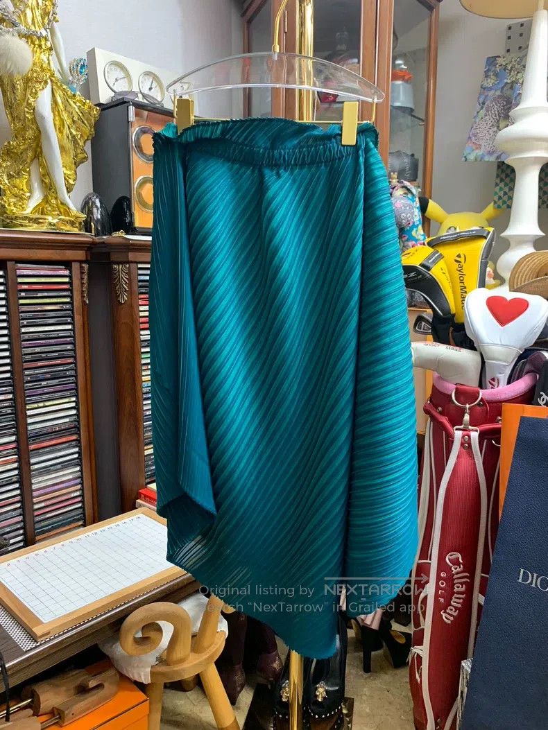 Issey Miyake Issey Miyake size:3 Irregular Dark Green Midi Skirt Size 22" - 2 Thumbnail