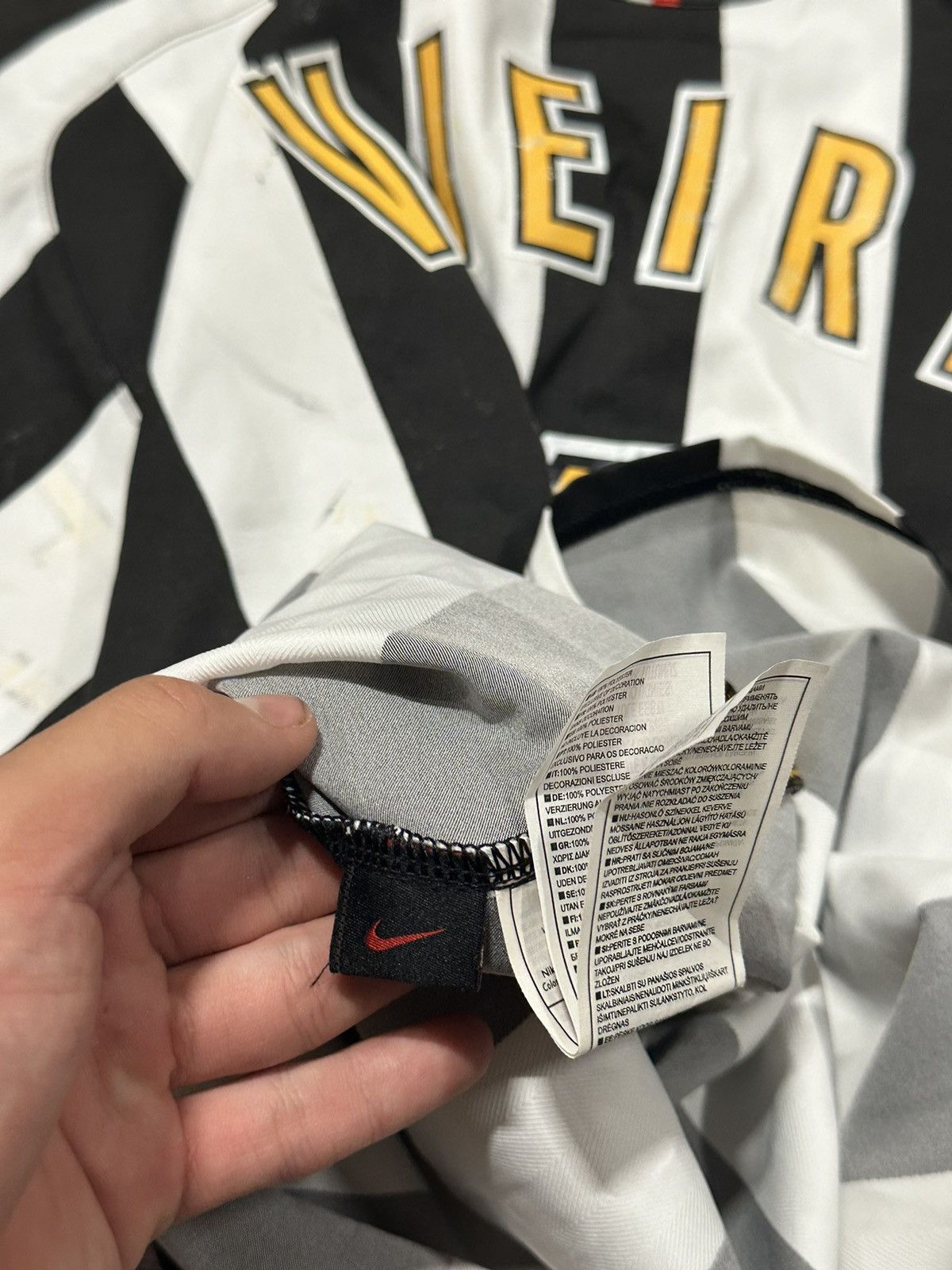 Nike × Vintage Vintage Soccer Jersey Juventus 2005-2006 Veira❗️ Size US L / EU 52-54 / 3 - 16 Thumbnail
