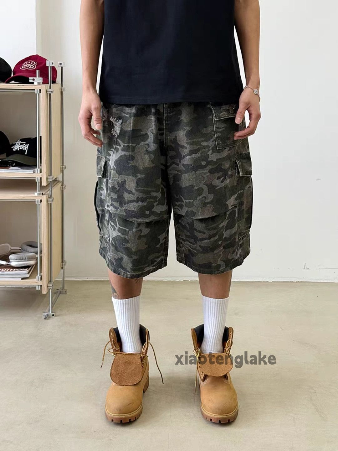 Vintage Unisex washed retro faded loose baggy cargo shorts Size US 32 / EU 48 - 2 Thumbnail