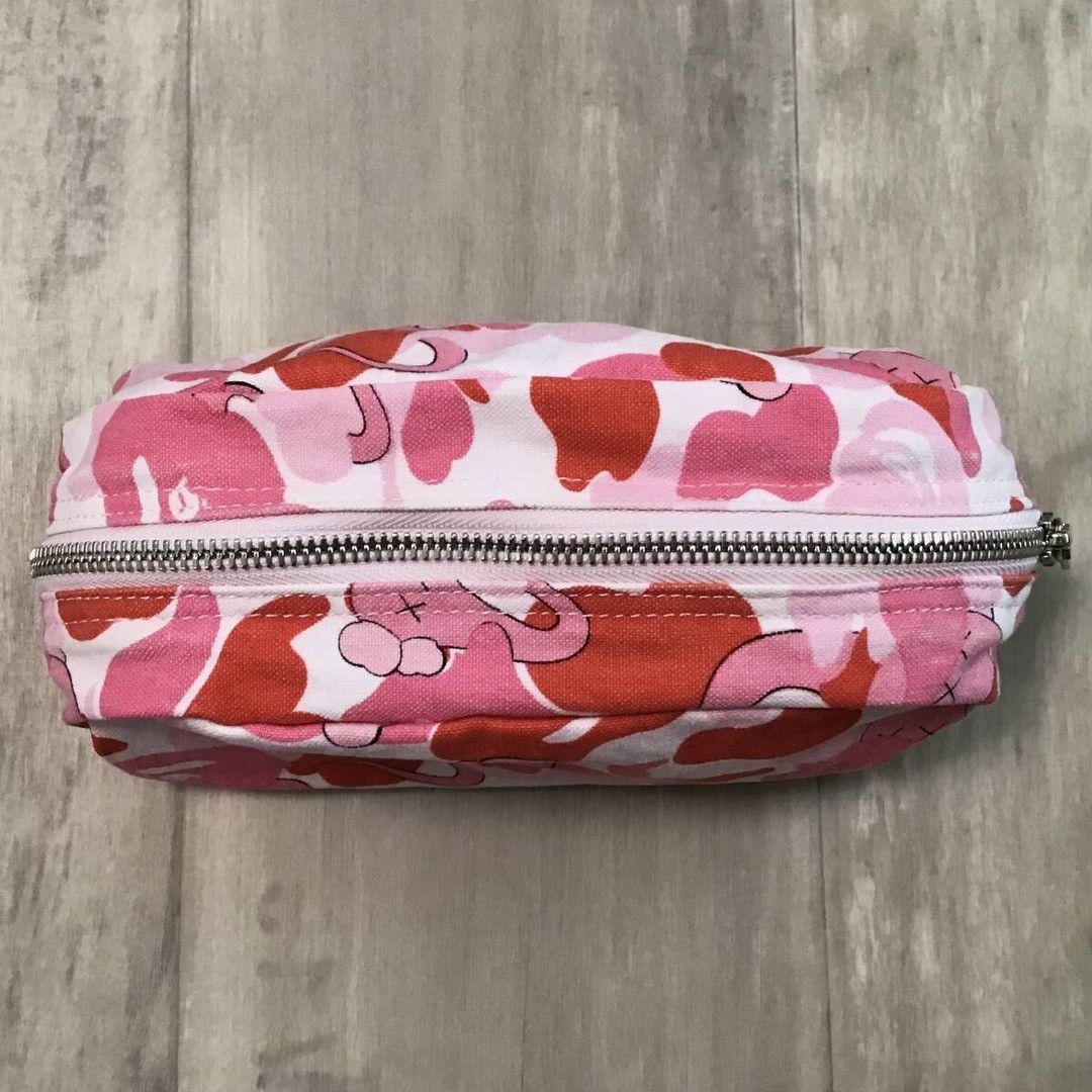 Bape × Kaws BAPE × KAWS Bendy ABC Camo Pink Pouch a bathing ape NIGO Size ONE SIZE - 4 Thumbnail
