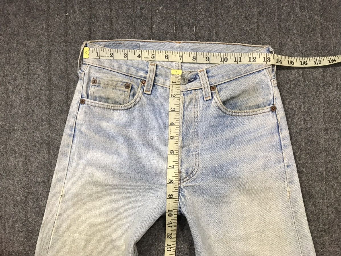 Levi's Levi's Strauss 501 Button Fly Jeans Pants Fits Size 26 27 Size US 27 - 11 Thumbnail