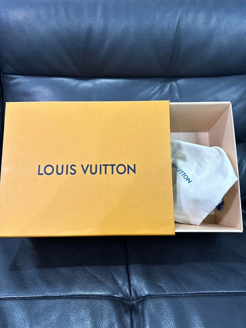 Louis Vuitton Louis Vuitton Trainer Casual Board Shoes Lakers Purple and Size US 8 / EU 41 - 9 Thumbnail