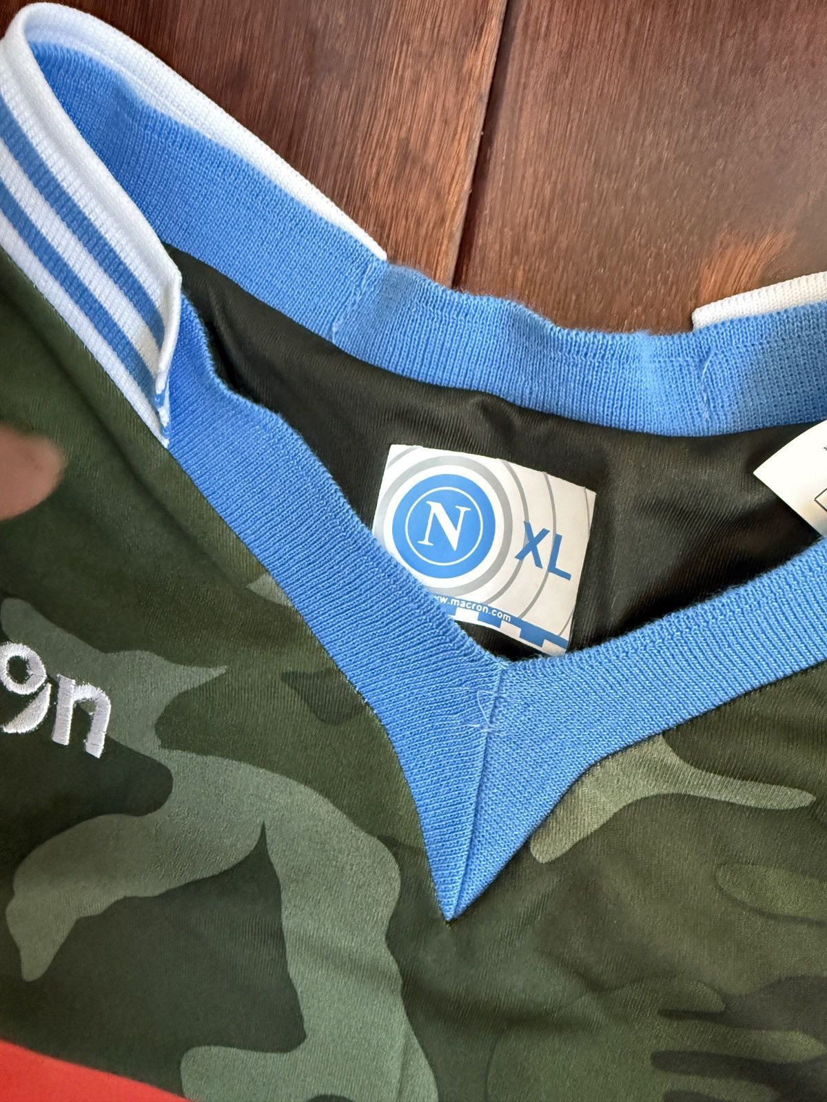 Other Super rare Napoli Higuain Long Sleeve Vintage Jersey Size US XL / EU 56 / 4 - 5 Thumbnail