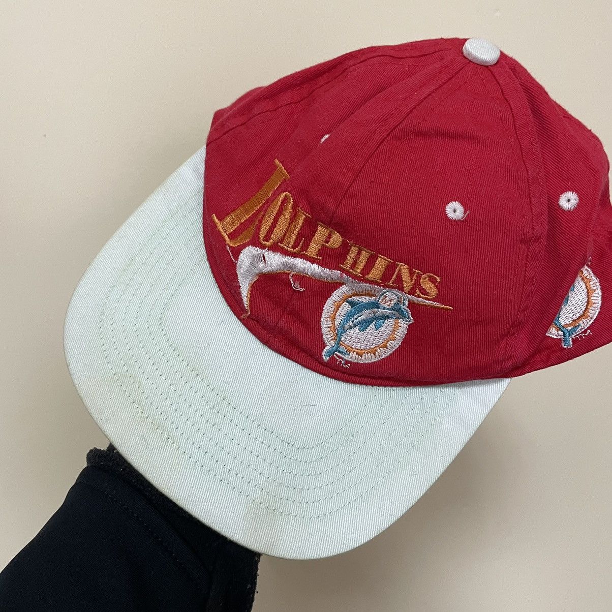 NFL × Vintage 80s 90s red Vintage 1993 Miami Dolphins NFL hat Snapback Cap Size ONE SIZE - 2 Thumbnail