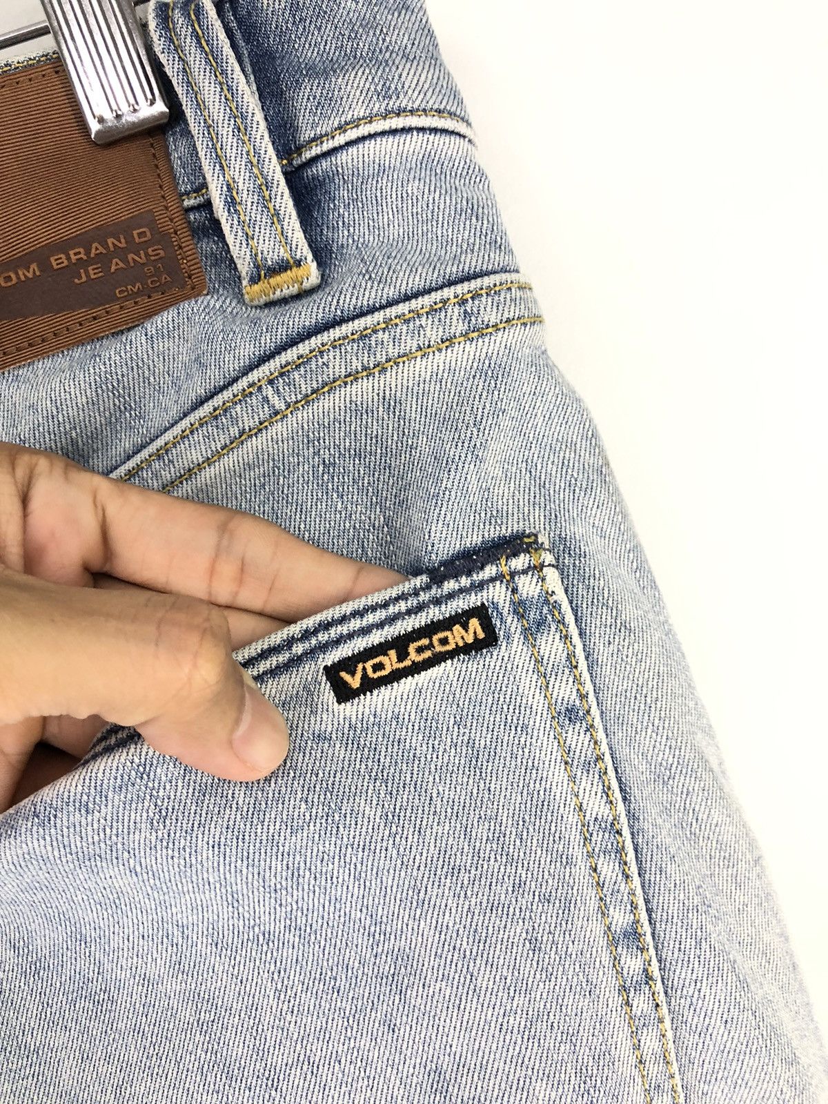 Volcom Vintage Volcom Solver Modern Straight Light Wash Jeans Size US 32 / EU 48 - 16 Thumbnail