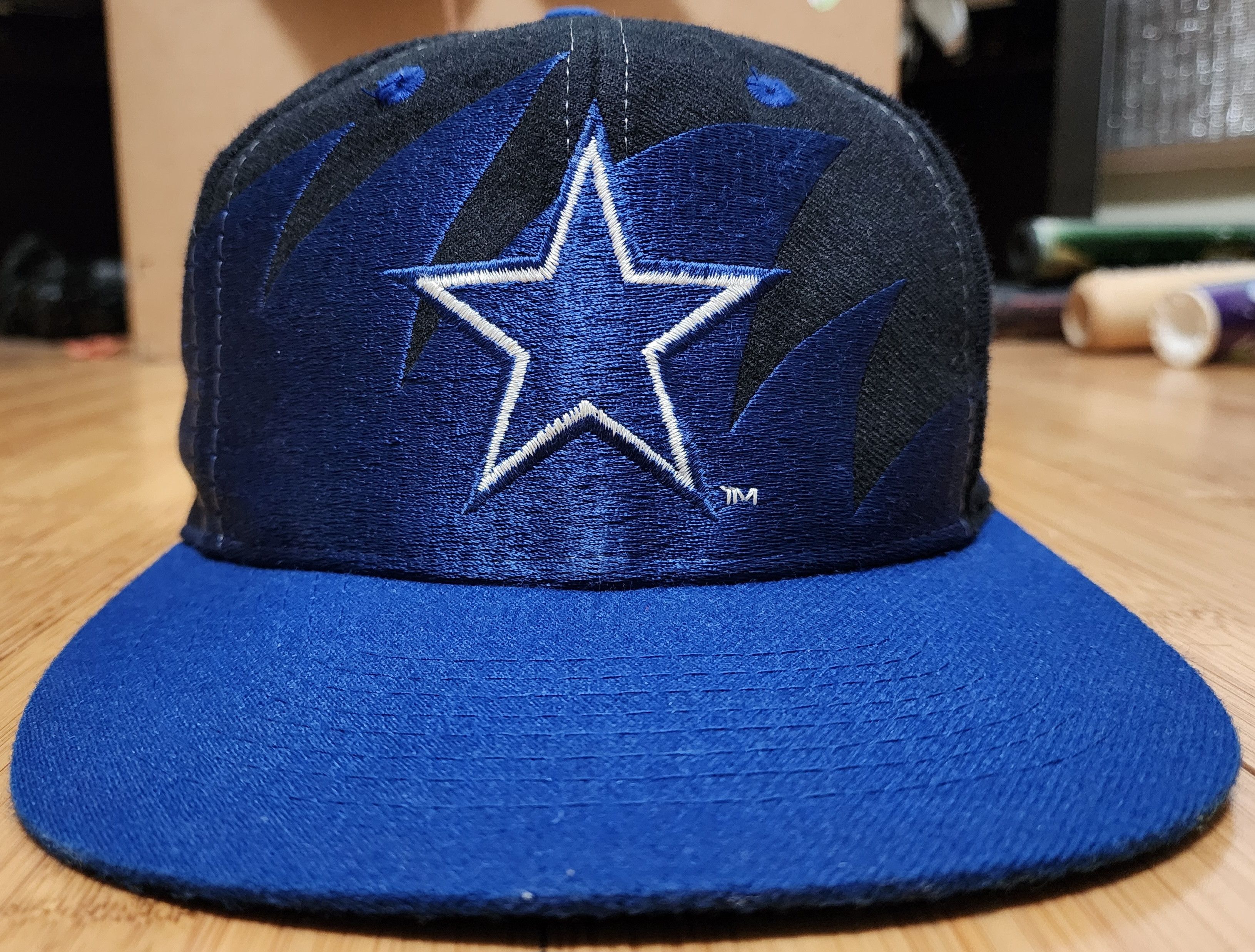 Logo Athletic Dallas Cowboys Hat 7 1/8 Dome Shark Tooth Logo Athletics Size ONE SIZE - 1 Thumbnail