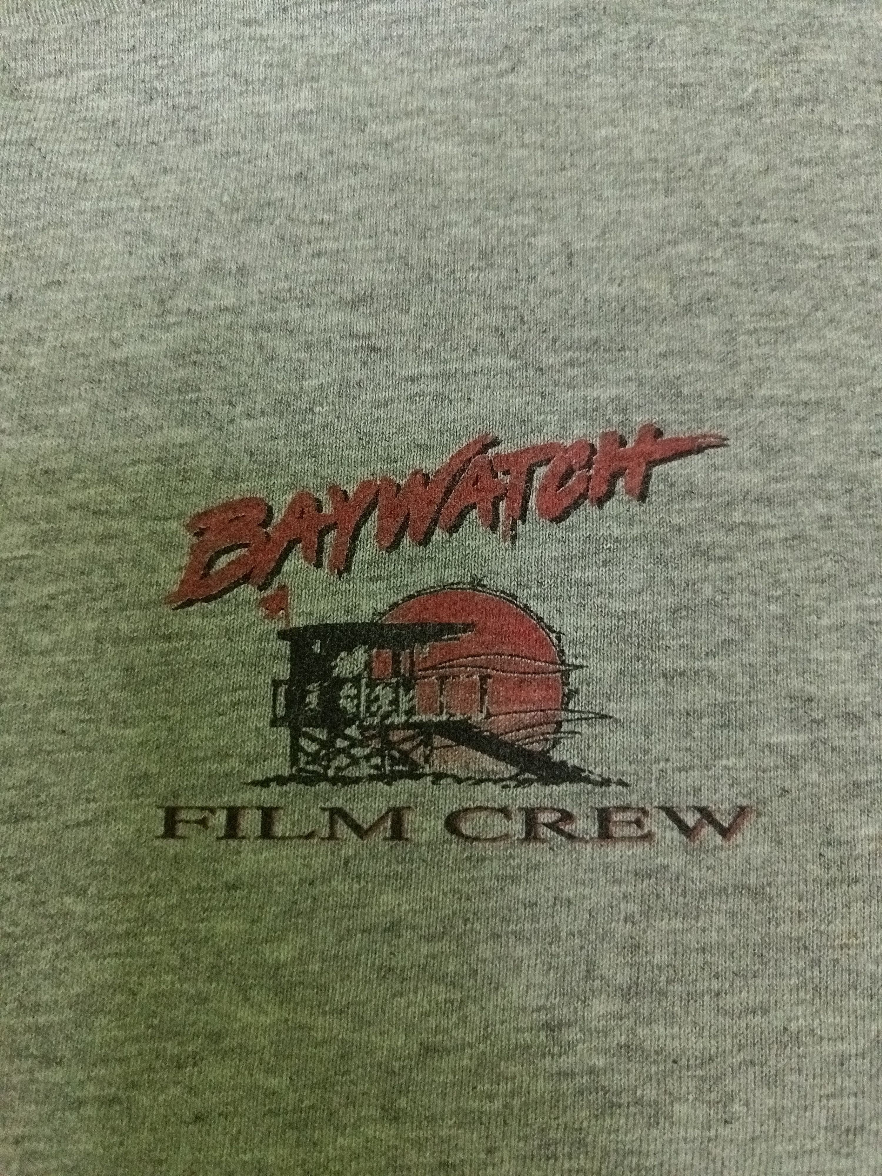 Vintage Vintage 90's Baywatch Season Nine Film Crew Pamela Anderson Size US XL / EU 56 / 4 - 4 Thumbnail
