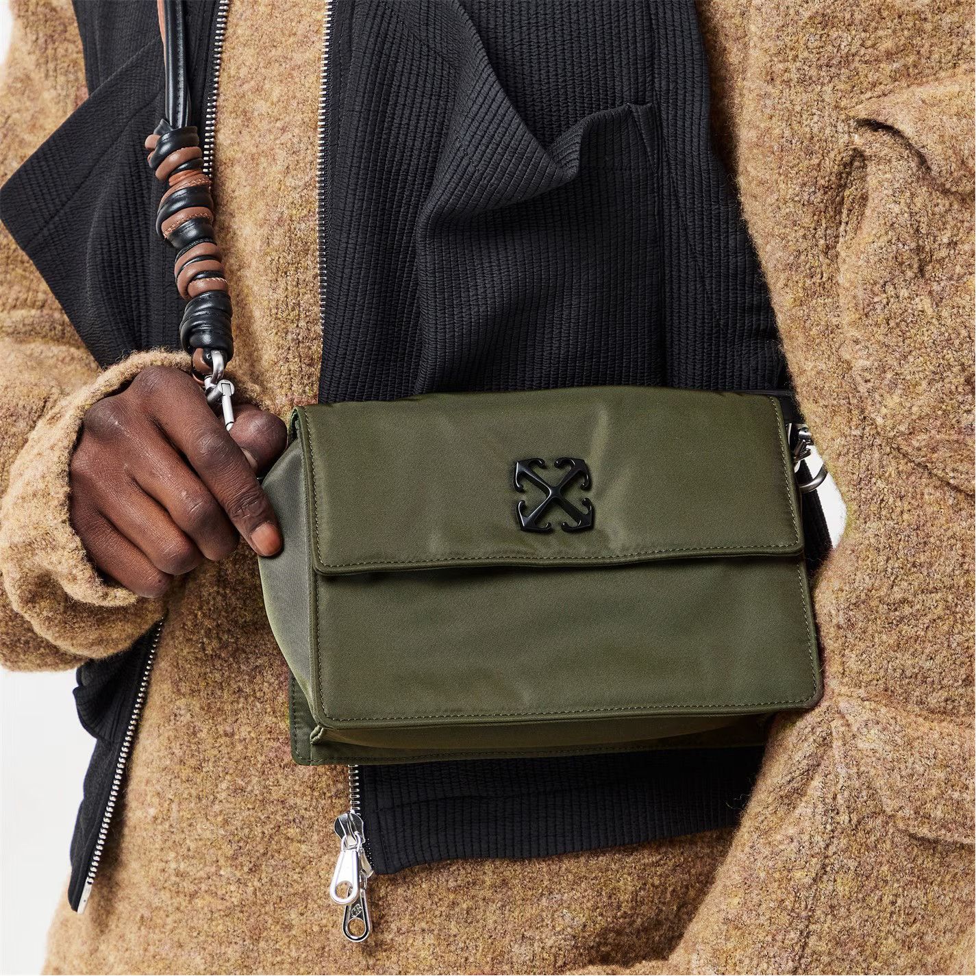 Off-White o1g2r1mq0326 Size: OS / Shoulder Bag in Military Green Size ONE SIZE - 2 Thumbnail