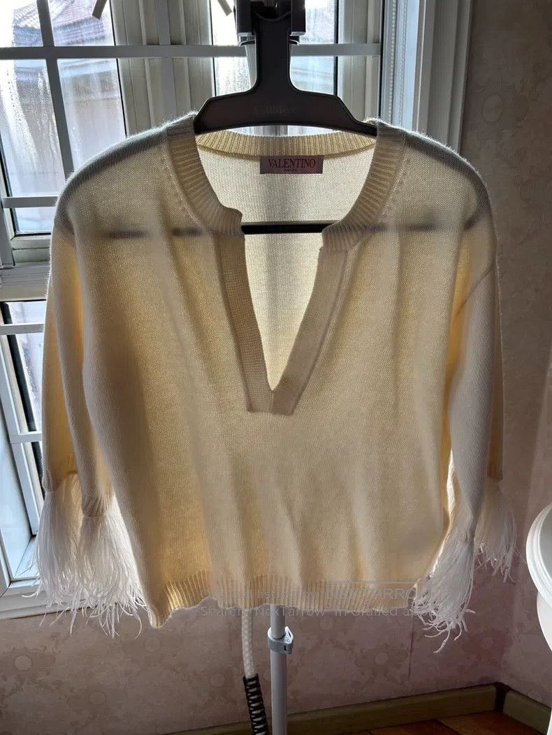 Valentino Valentino Cashmere sweater Size S / US 4 / IT 40 - 1 Thumbnail