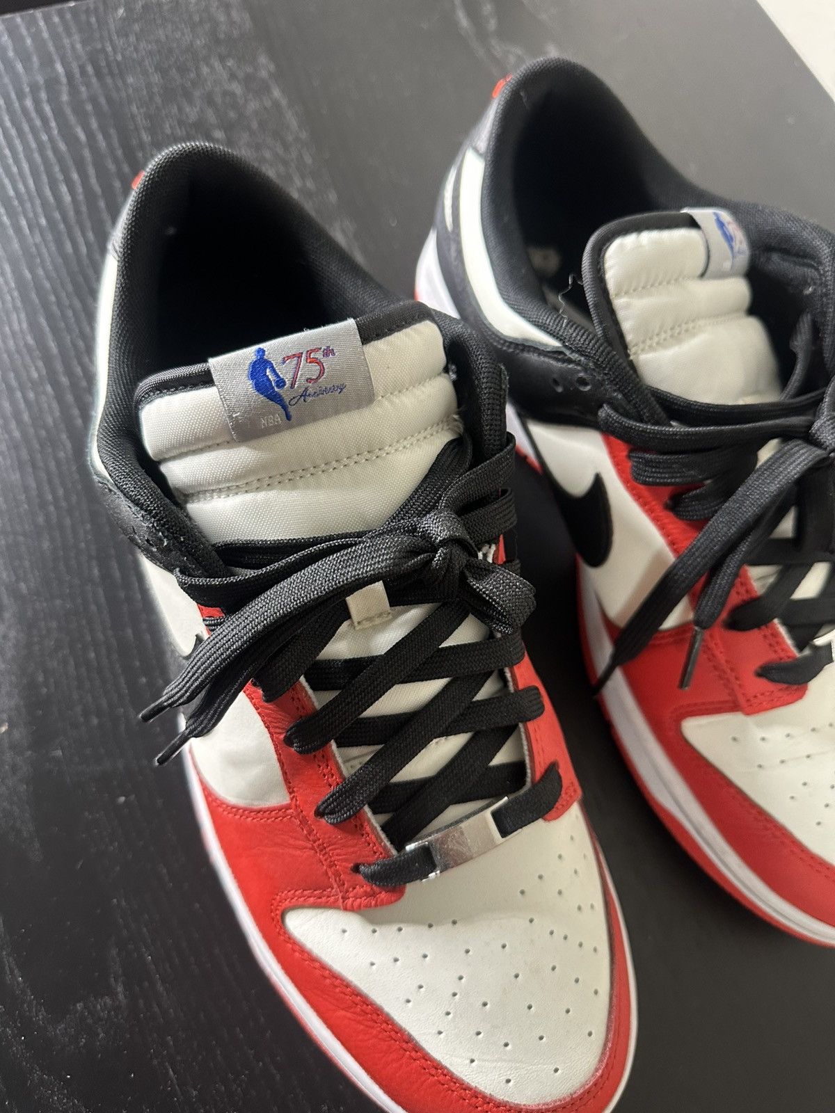 Nike Nike Dunk Low EMB NBA 75th Anniversary Chicago men’s Sneaker Size US 11 / EU 44 - 6 Thumbnail