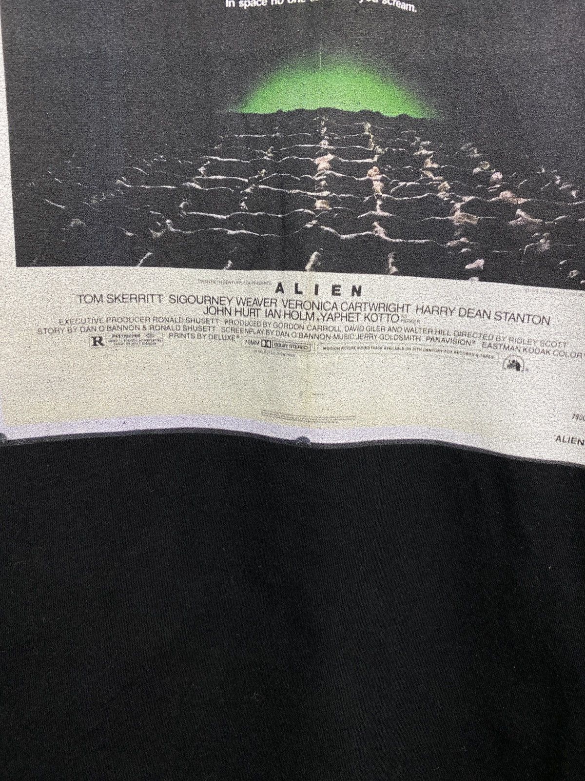 Gildan 🇺🇸 Vintage Y2K Aliens Movie Film T-Shirt Retro Rare Hype Size US M / EU 48-50 / 2 - 6 Thumbnail