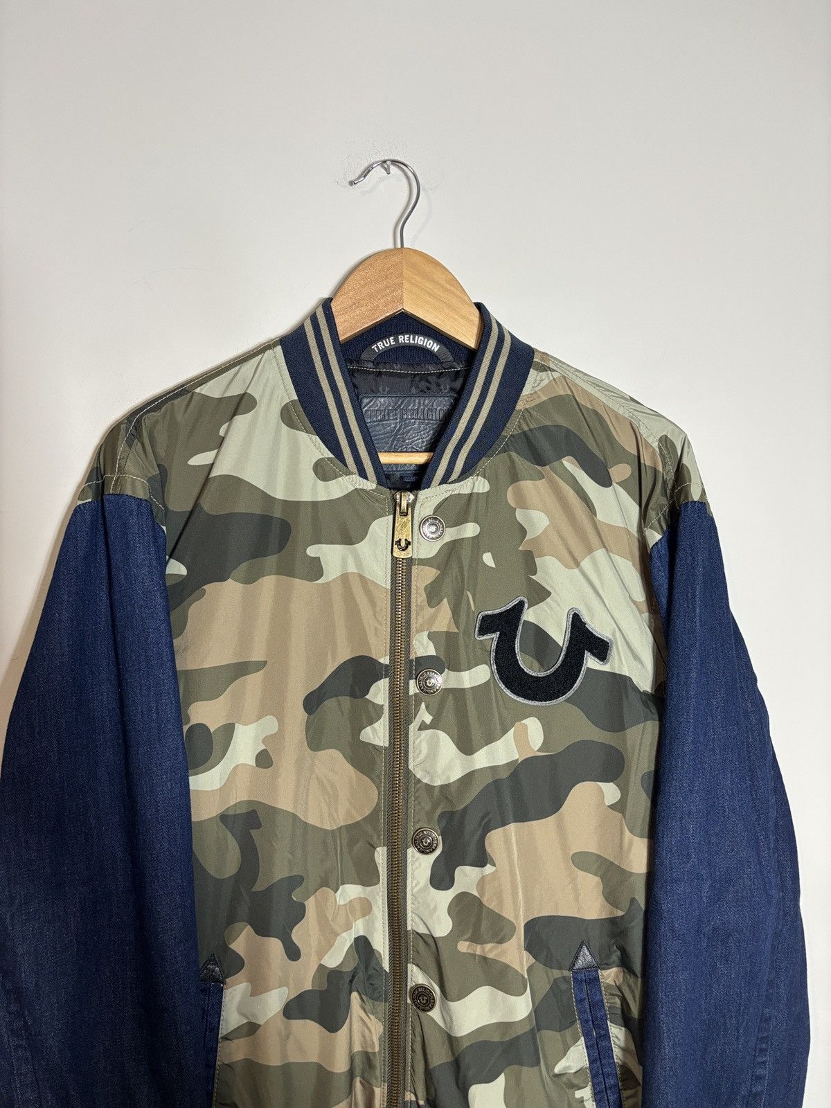 True Religion True Religion Collegiate Camo Denim Jacket XXL Size US XXL / EU 58 / 5 - 2 Thumbnail