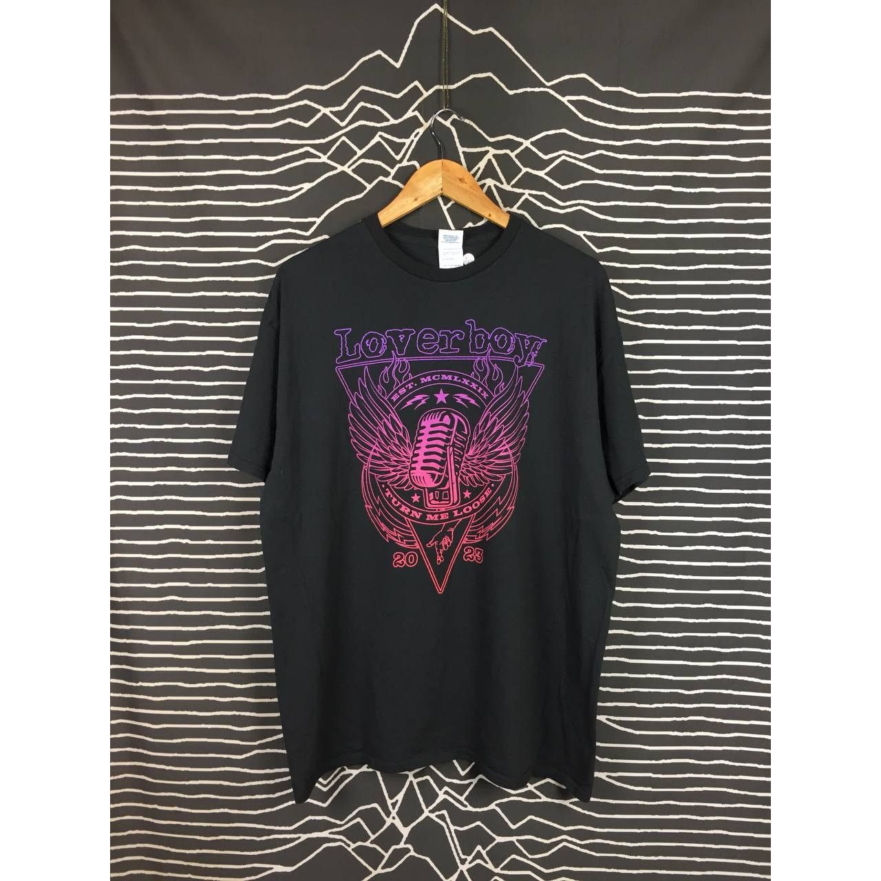 Band Tees × Delta Vtg Loverboy Band Turn Me Loose 2023 Tour Tee Size US XL / EU 56 / 4 - 2 Thumbnail