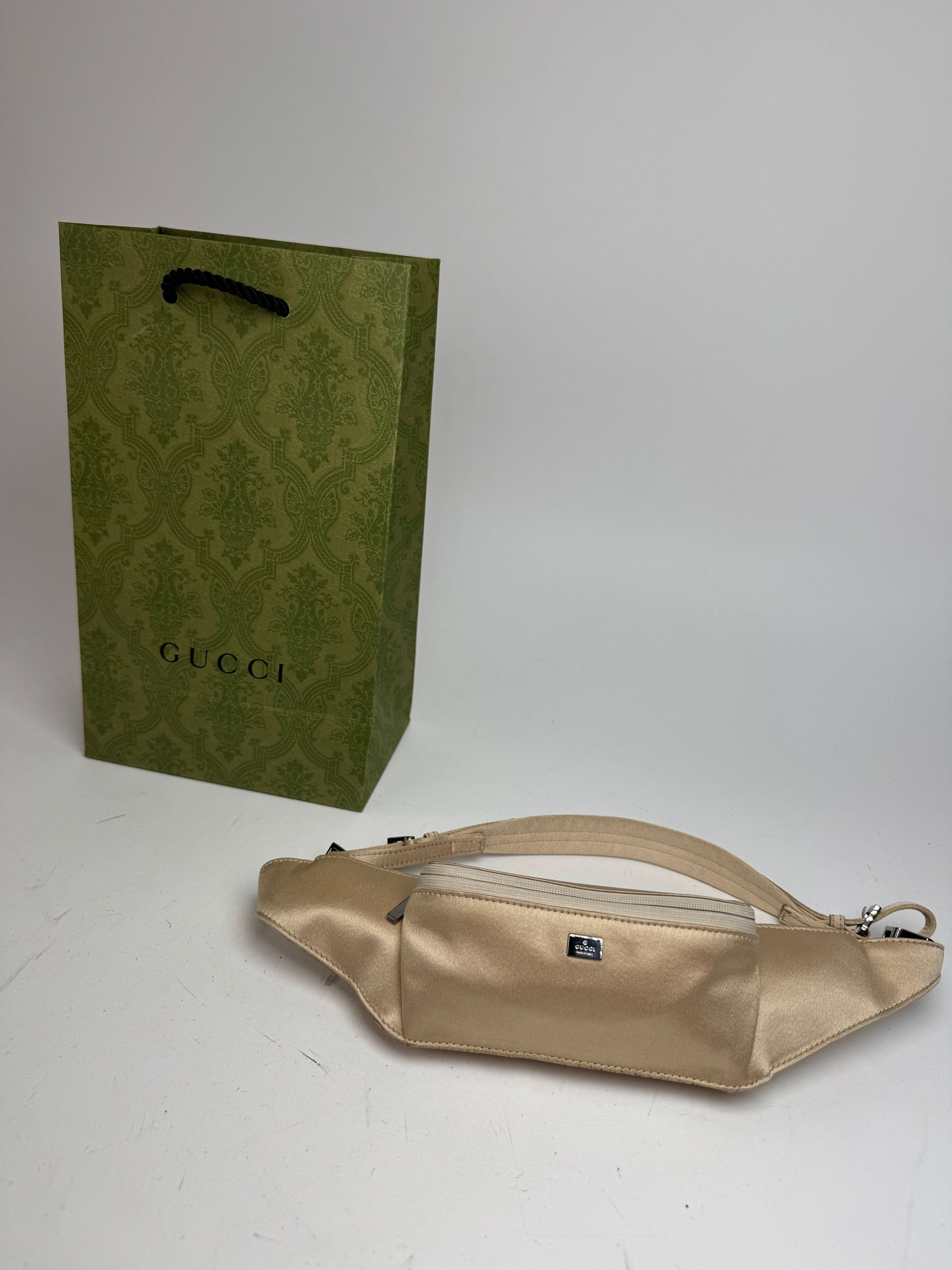 Gucci Vintage Satin Waist Bag Golden Size ONE SIZE - 1 Thumbnail