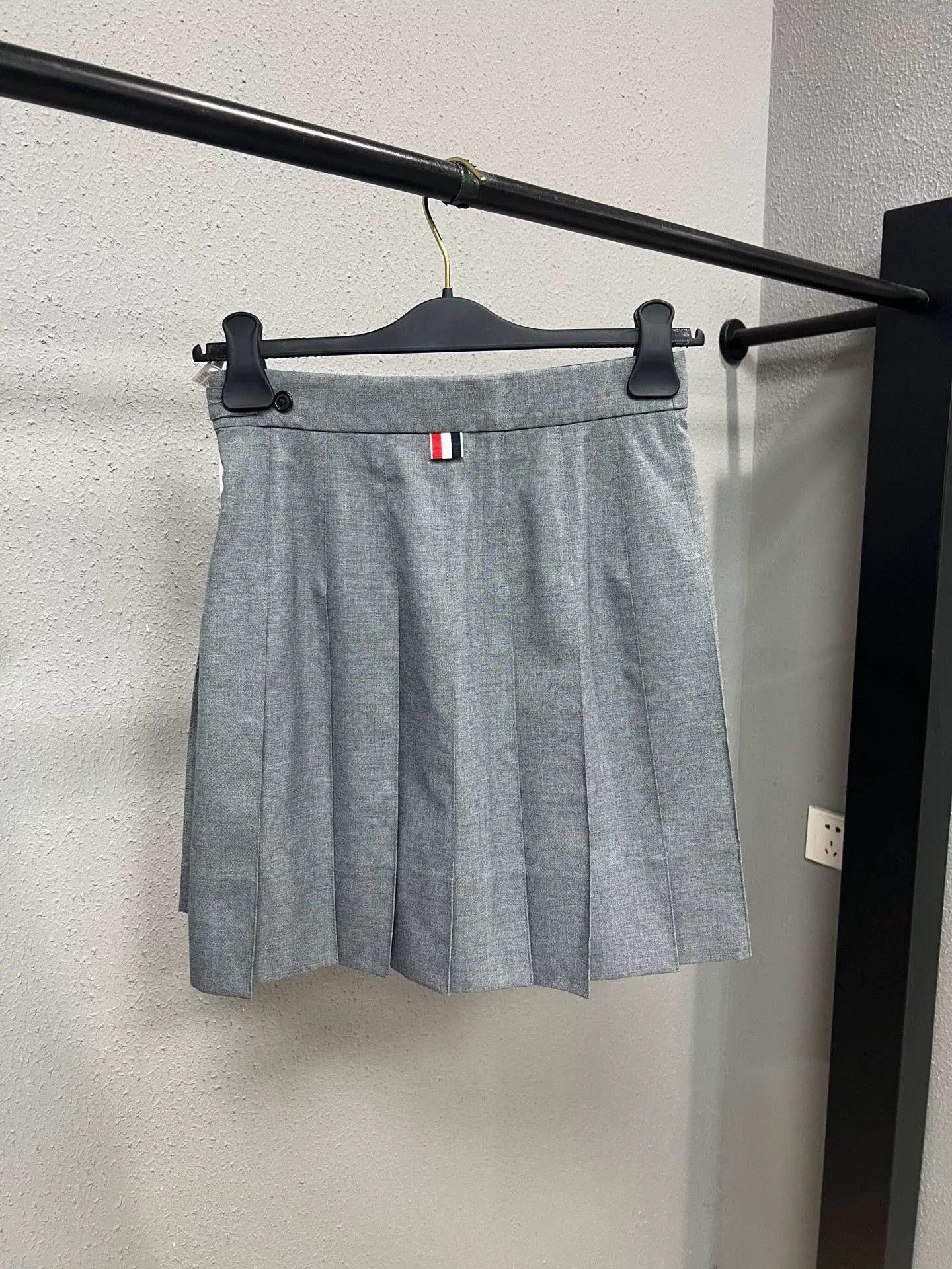 Thom Browne Thom Browne Gray Wool Pleated Skirt Size ONE SIZE - 2 Thumbnail
