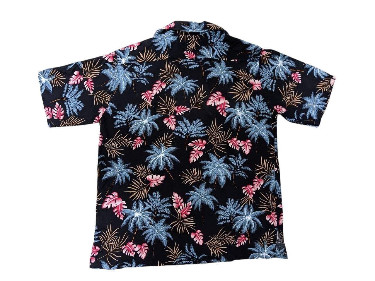 Sun Surf Sun Surf Ramayana 100% Rayon ButtonUp Hawaii Tropicana Shirt Size US S / EU 44-46 / 1 - 2 Thumbnail