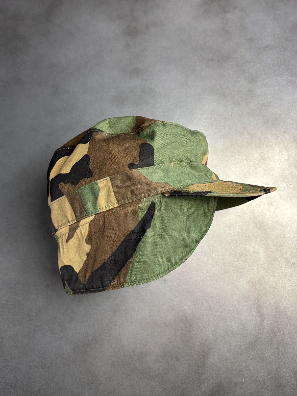Vintage 1980s Army Cap Vintage Military Hat Woodland Proper Ear Flap Size ONE SIZE - 1 Thumbnail