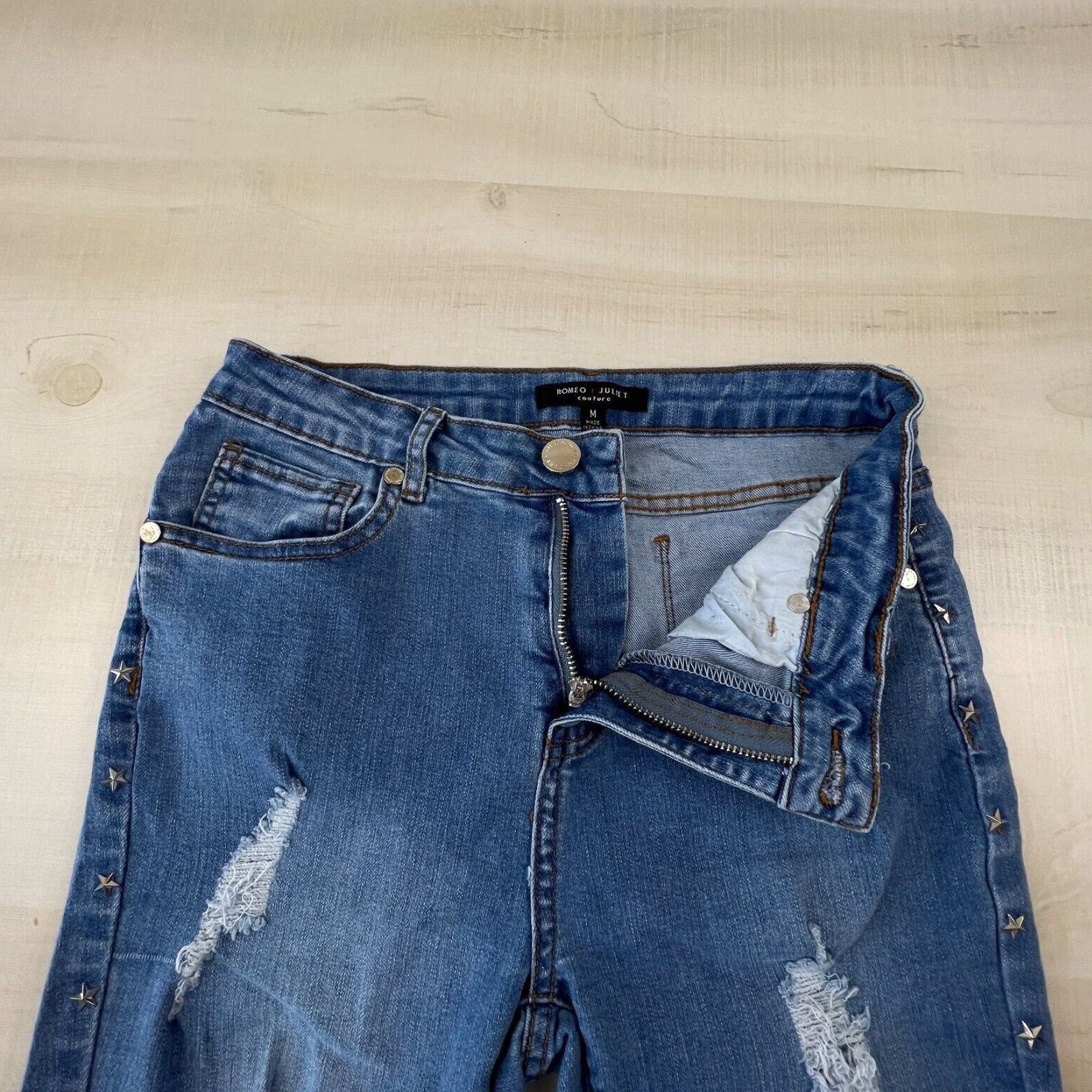 Vintage Romeo & Juliet Womens Medium Blue Skinny Distressed Denim Jeans Star Embellishment Size 32" / US 10 / IT 46 - 3 Thumbnail