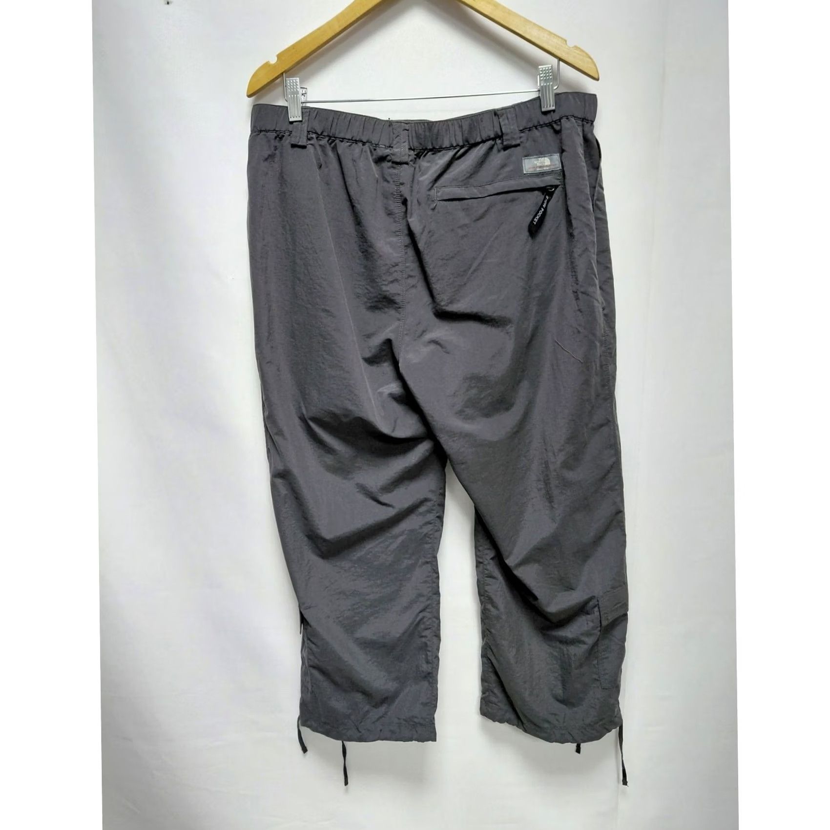 The North Face The North Face Gray Cargo Pants Men Size XL Size US 36 / EU 52 - 2 Thumbnail