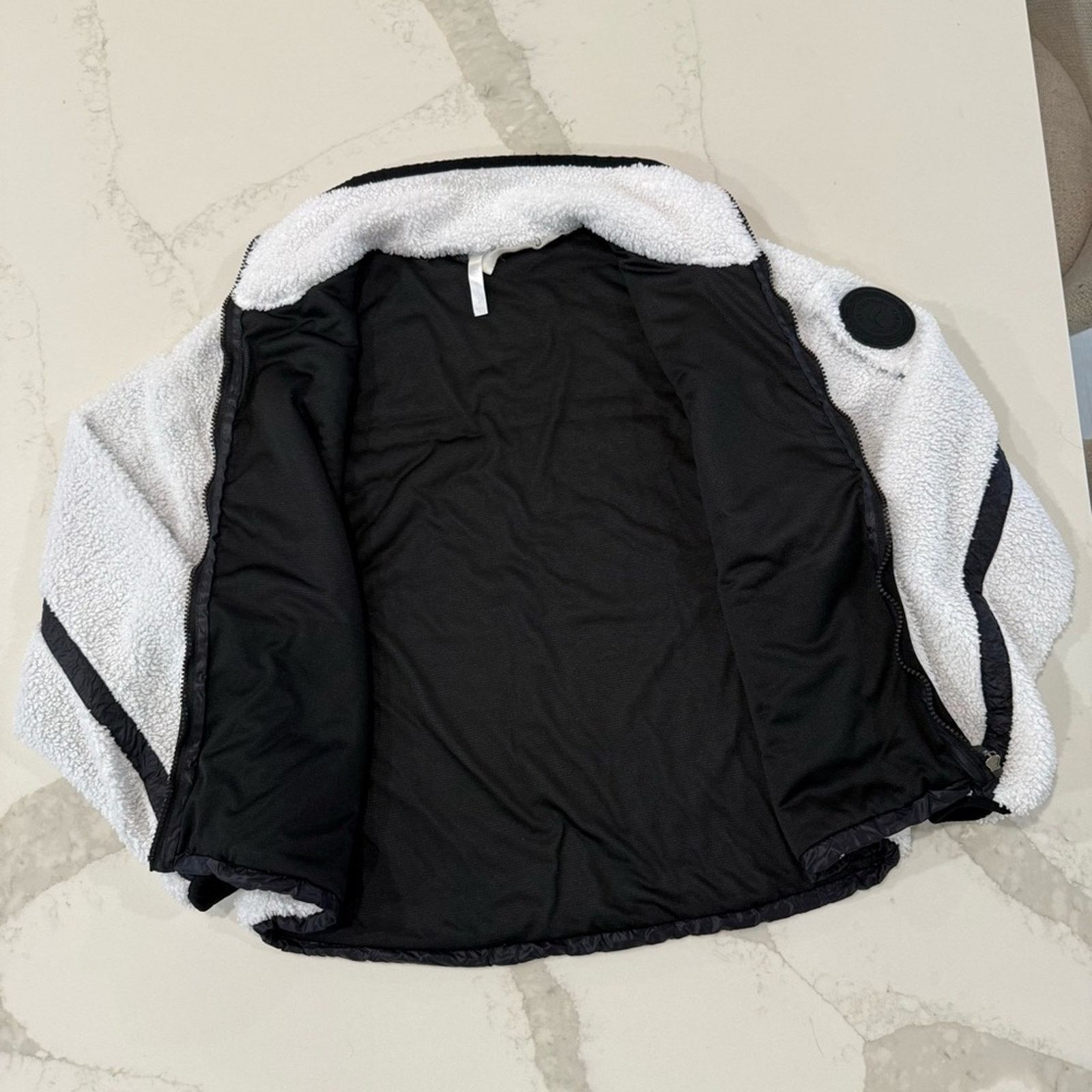 Fabletics Fabletics Larissa Sherpa Fleece Zip Up Jacket Women’s Small Size S / US 4 / IT 40 - 10 Thumbnail