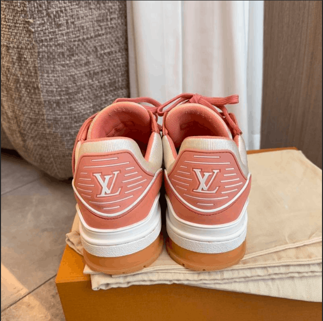 Louis Vuitton Louis Vuitton low-top sneakers 41.5 Size US 8.5 / EU 41-42 - 3 Thumbnail