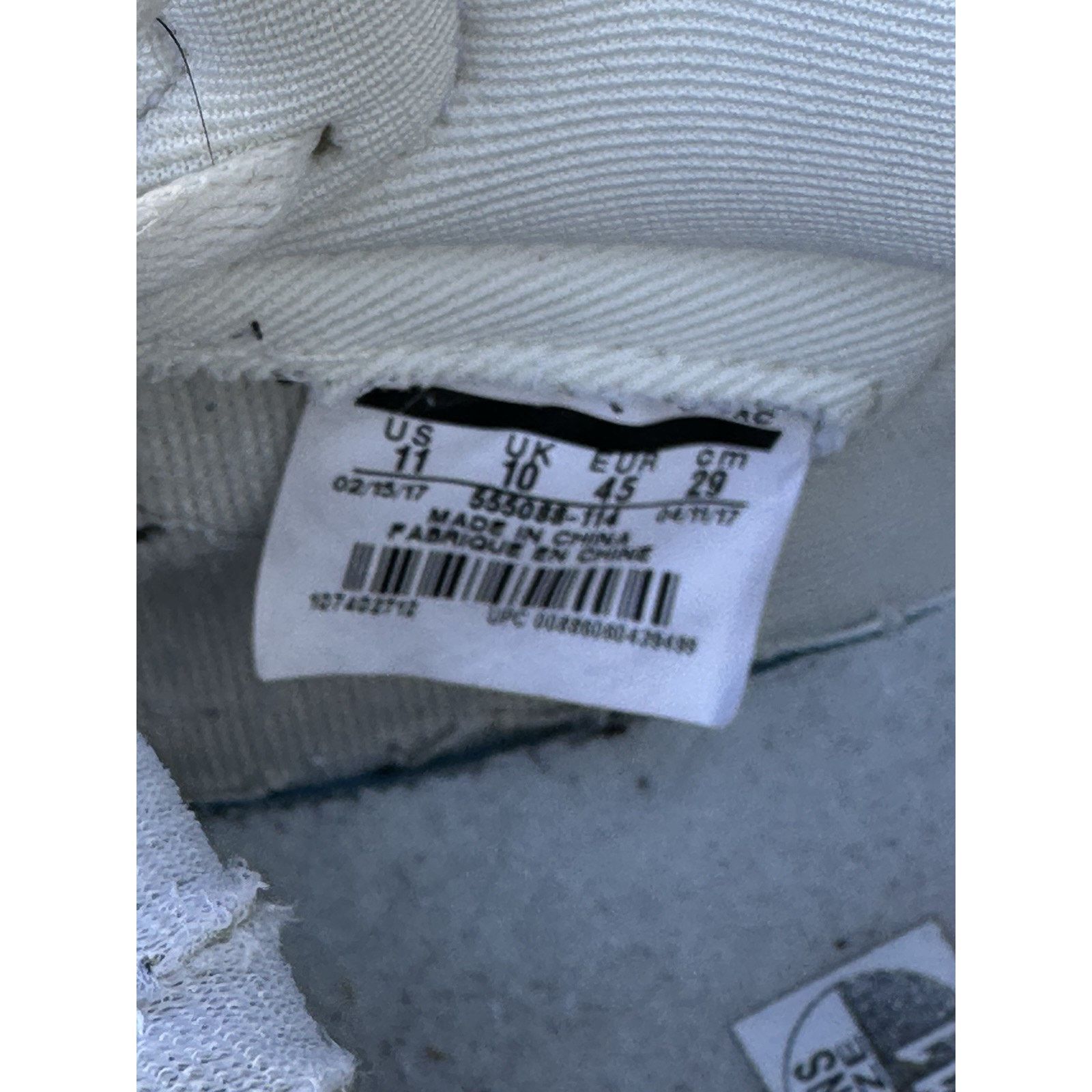 Nike RARE Nike Air Jordan 1 Retro OG High Sail University Red 11 Size US 11 / EU 44 - 11 Thumbnail