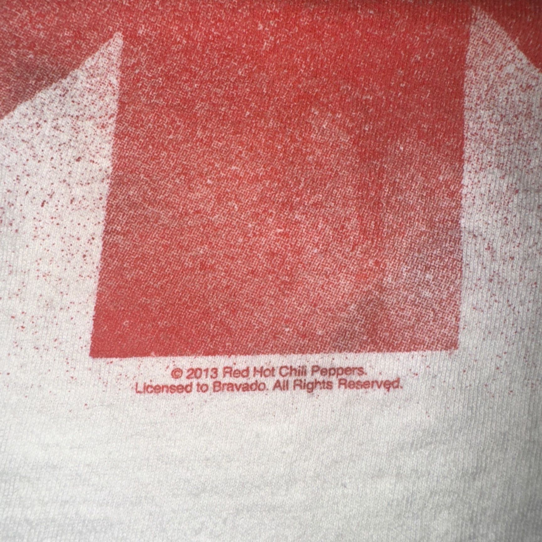 Vintage VINTAGE 2013 Red Hot Chili Peppers T-Shirt Women M White 15.5x22 RHCP Shirt Ladies Medium Size M / US 6-8 / IT 42-44 - 3 Thumbnail