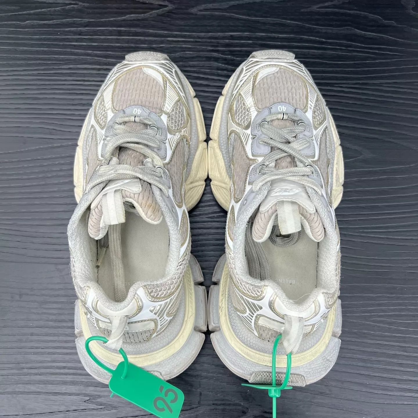 Balenciaga Balenciaga 3xl light beige Size US 7 / EU 40 - 7 Thumbnail