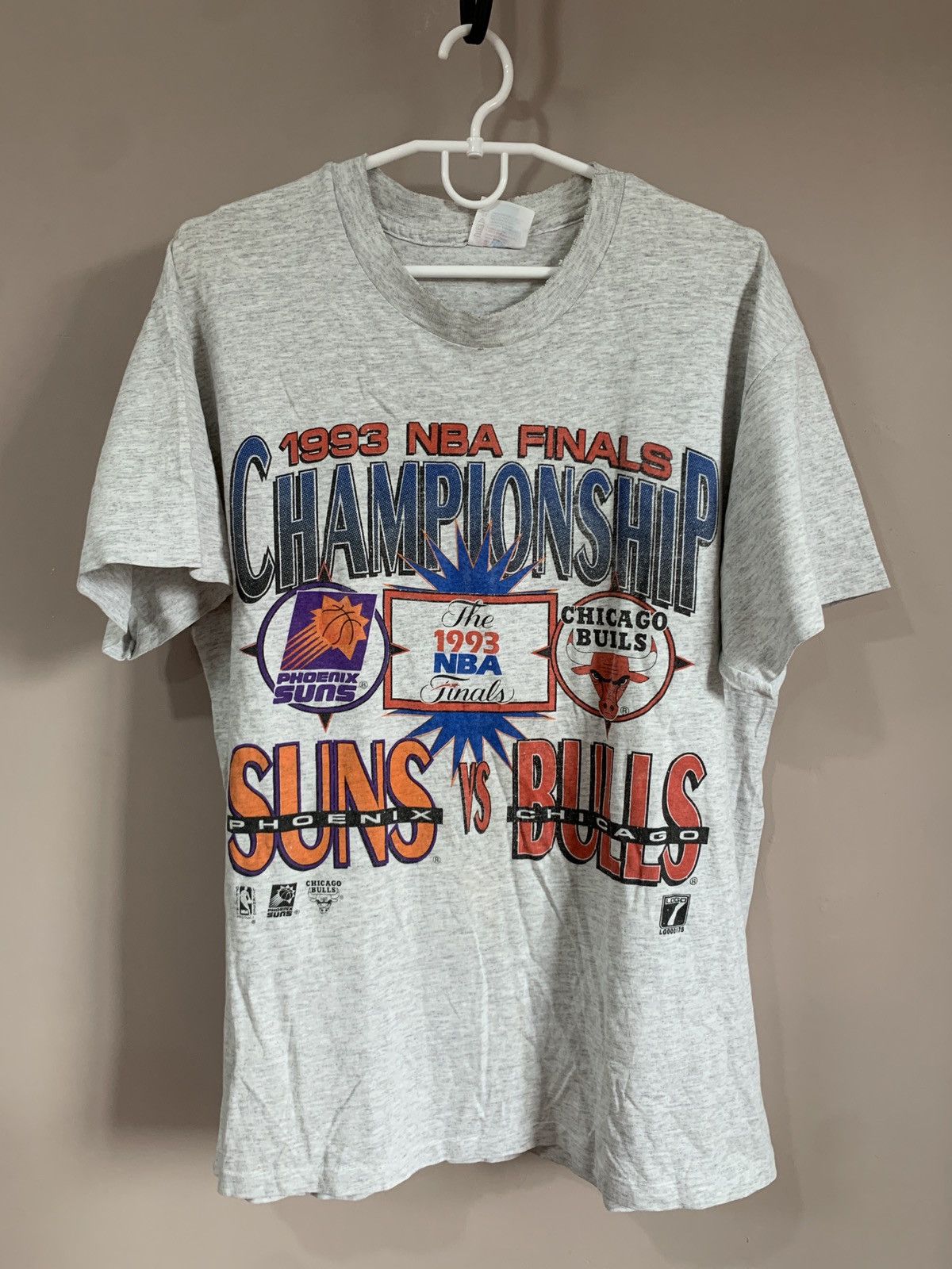 NBA × Vintage Phoenix Suns 1993 Vintage NBA T Shirt Retro Basketball Sz M Size US M / EU 48-50 / 2 - 1 Thumbnail