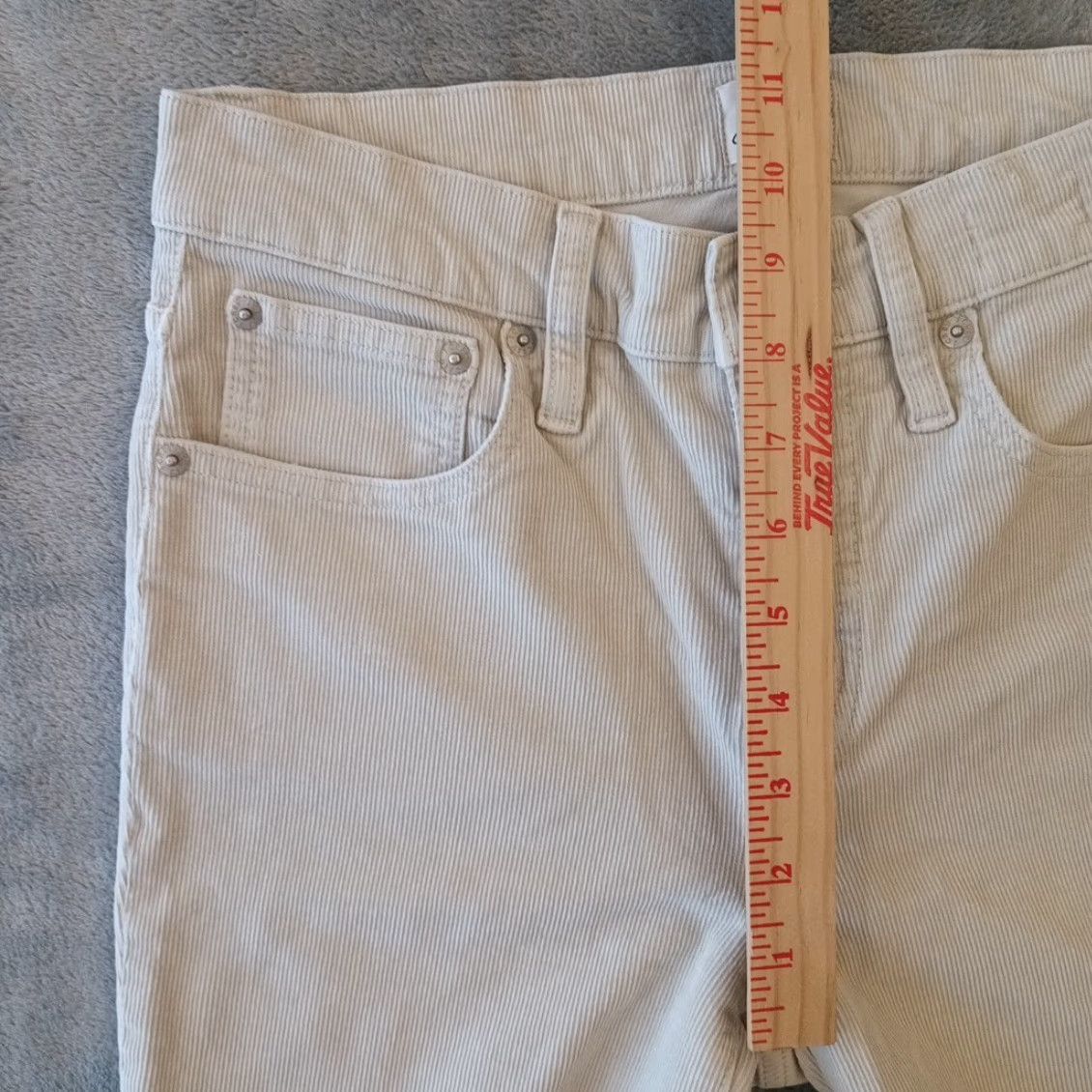 J.Crew J.Crew Pants Womens Size 26 Light Gray Corduroy Chino 27x27 Mid Rise Size 26" / US 2 / IT 38 - 3 Thumbnail