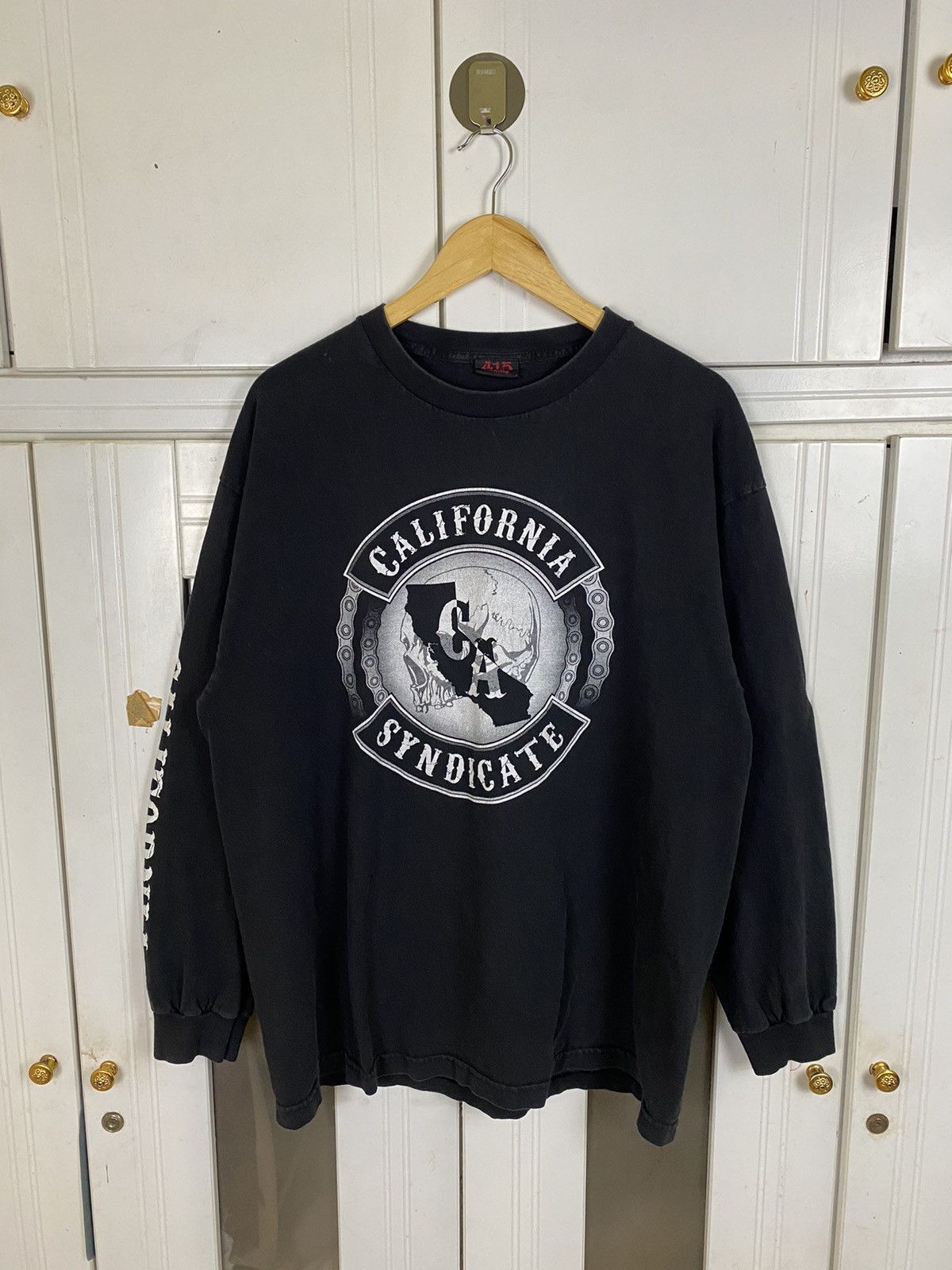 image of Vintage Skull Syndicate Longsleeve in Black, Men's (Size Large)