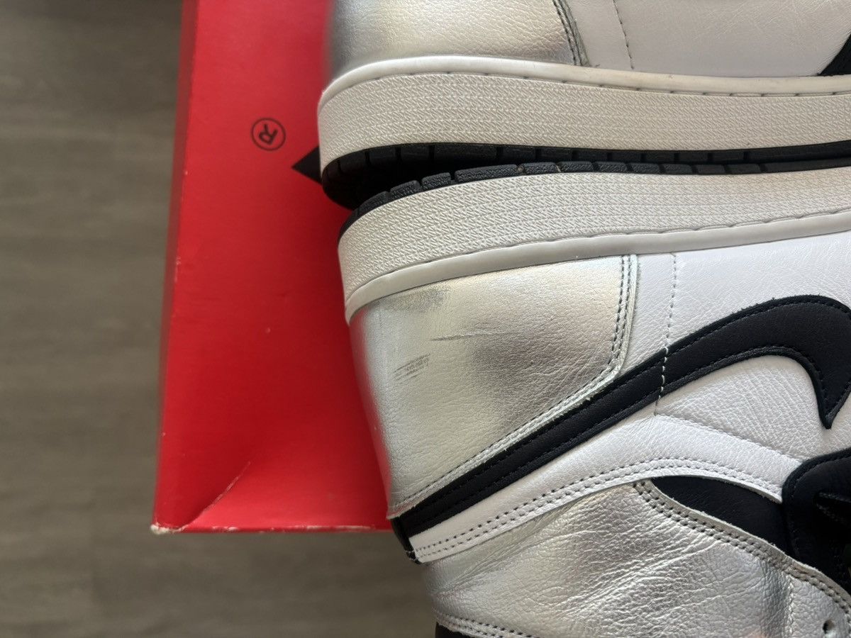 Jordan Brand Jordan 1 Retro “Silver Toe” Size US 13 / EU 46 - 6 Thumbnail