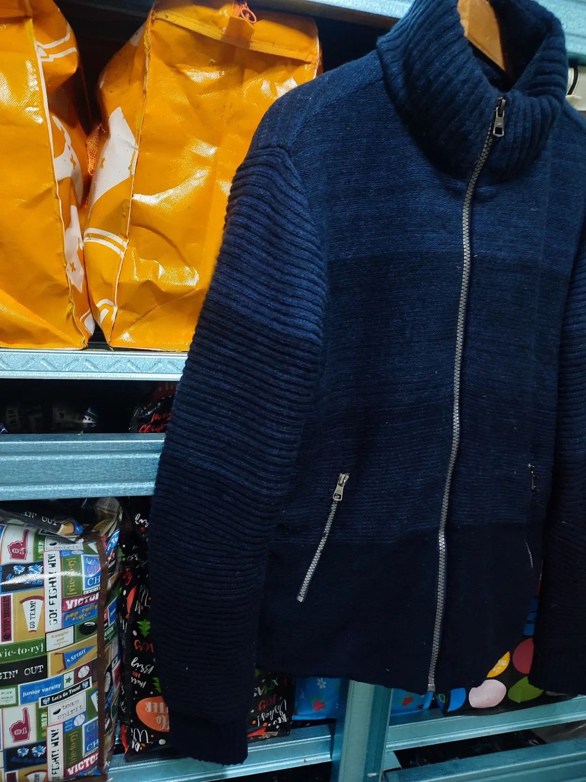 Jean-Michel Basquiat Jean-Michel Basquiat™ Quilted Knit Bomber Jacket – Navy Size US L / EU 52-54 / 3 - 4 Thumbnail
