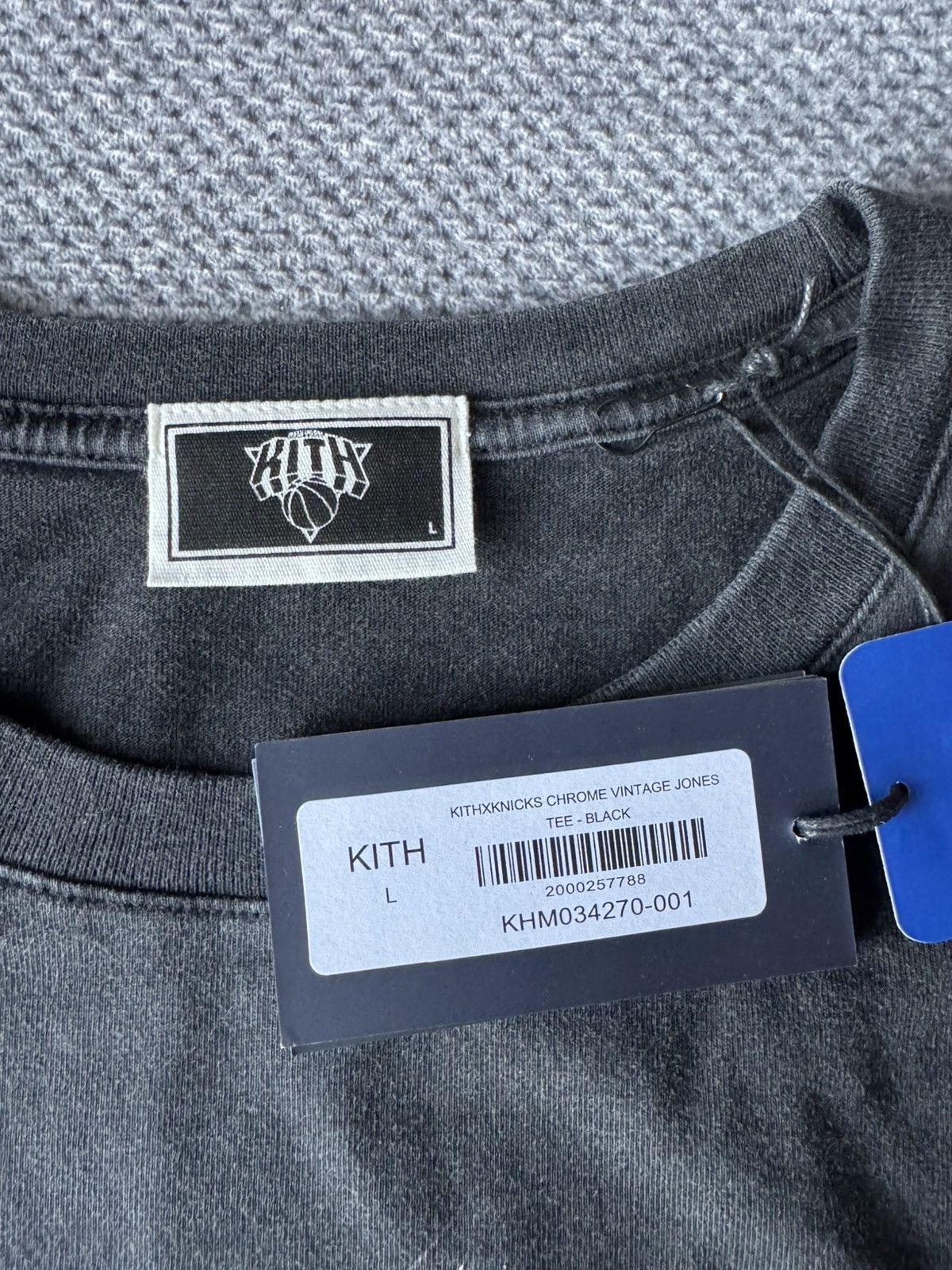 Kith × NBA Kith for the New York Knicks Chrome Vintage Jones Tee Size US L / EU 52-54 / 3 - 5 Thumbnail