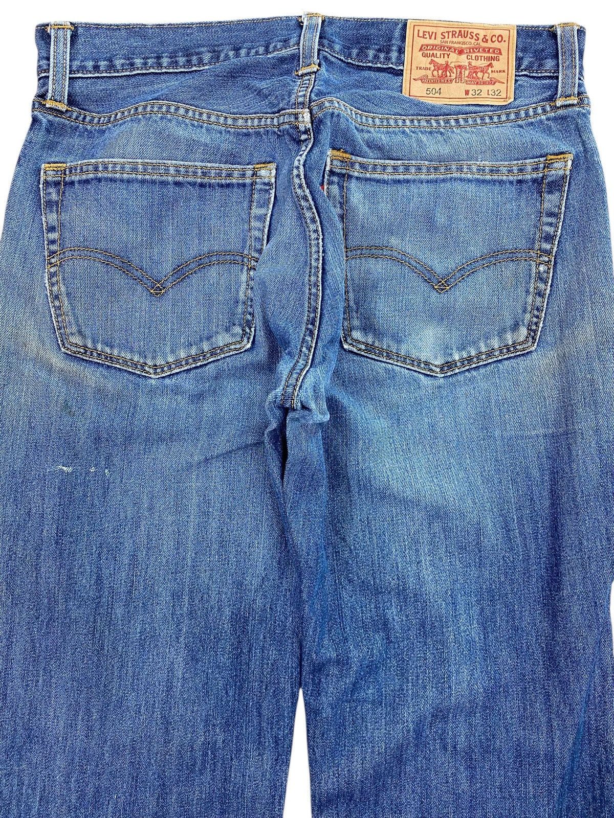Levi's Levi’s 504 Faded Wash Distressed Style Straight Leg Jeans Size US 32 / EU 48 - 4 Thumbnail