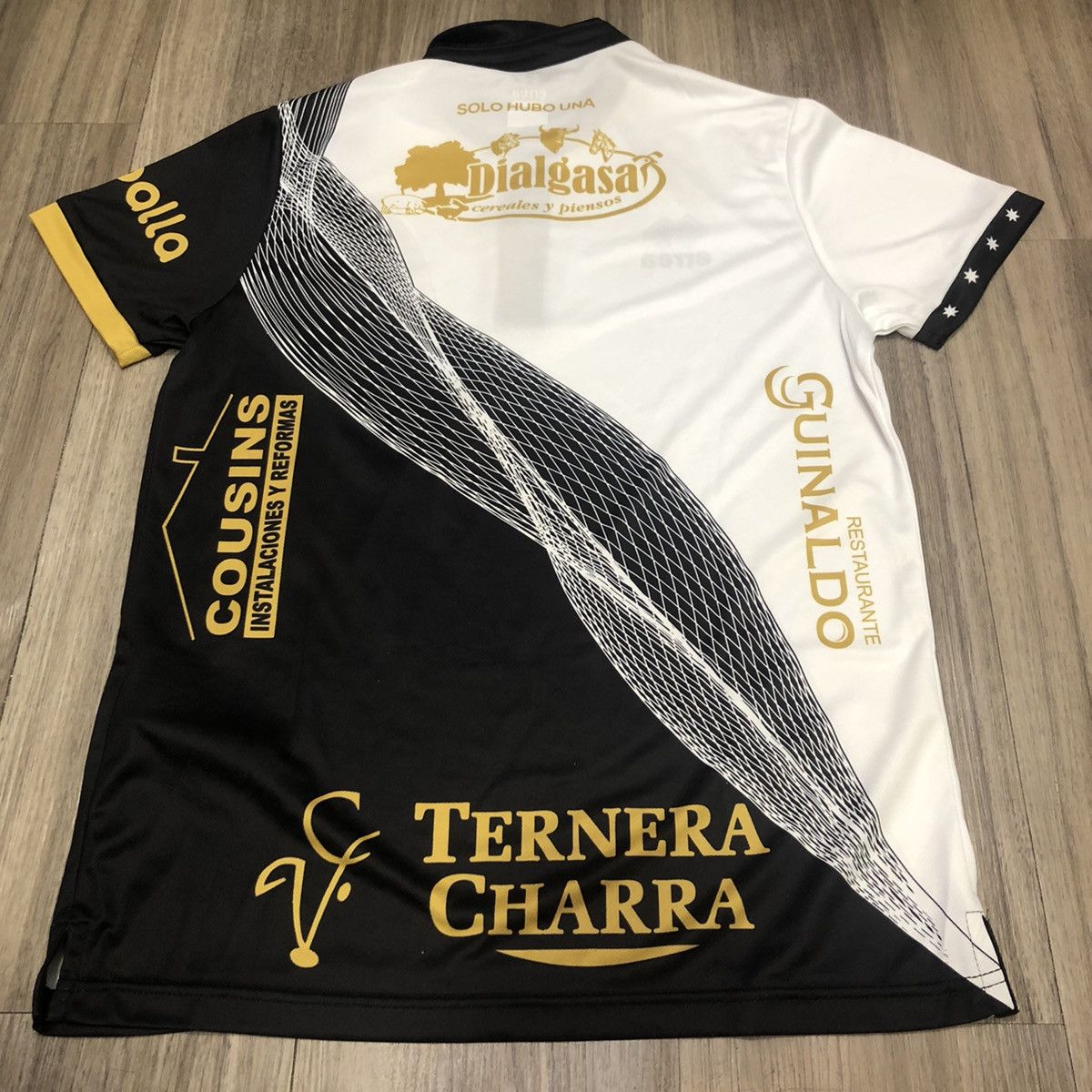 Errea De Salamanca CF 21/22 home shirt Size US S / EU 44-46 / 1 - 2 Thumbnail