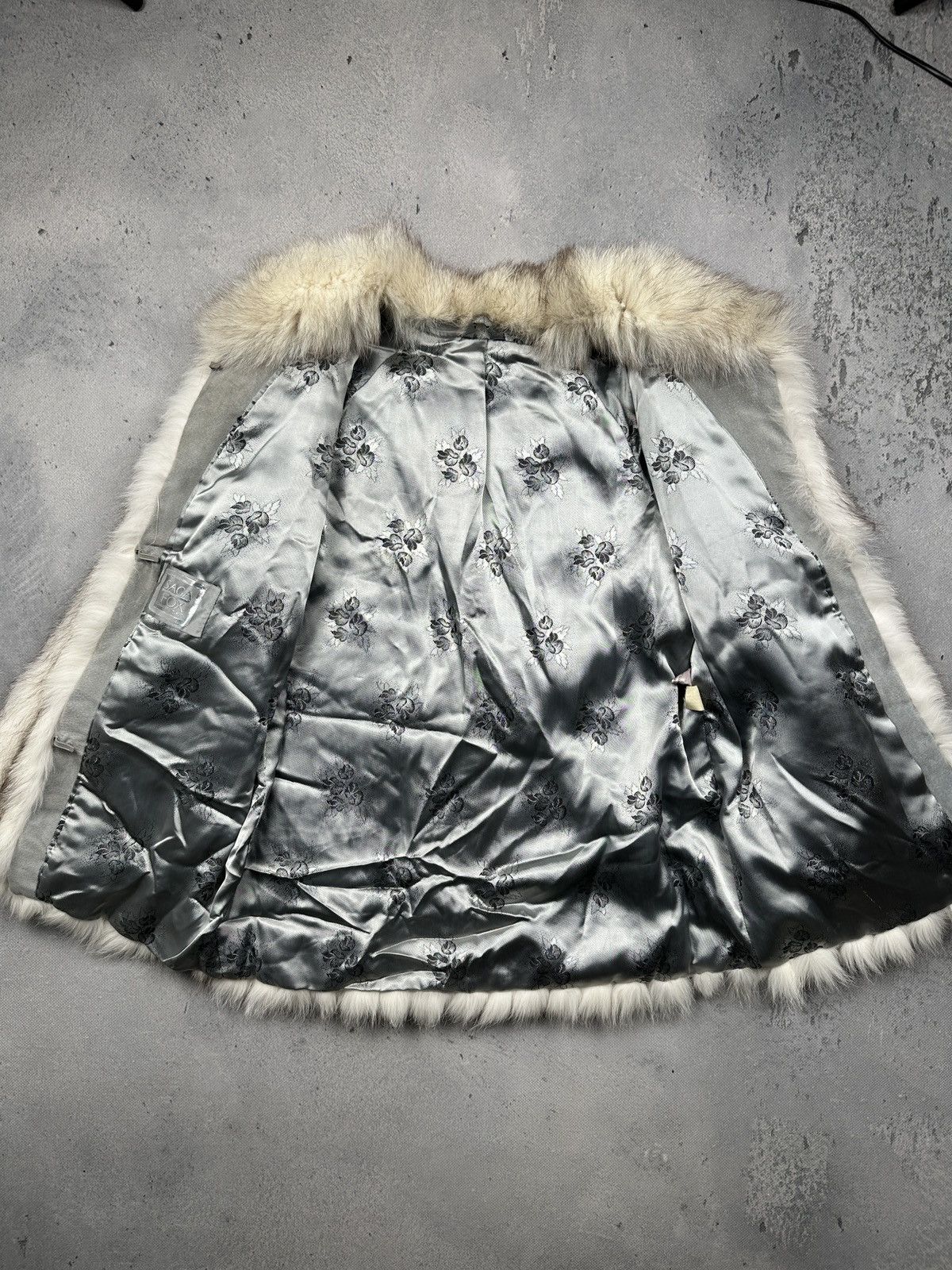 Sagafurs Vintage Saga Fox Real Fur Coat Ivory Grey Luxury Jacket 80s Size S / US 4 / IT 40 - 3 Thumbnail