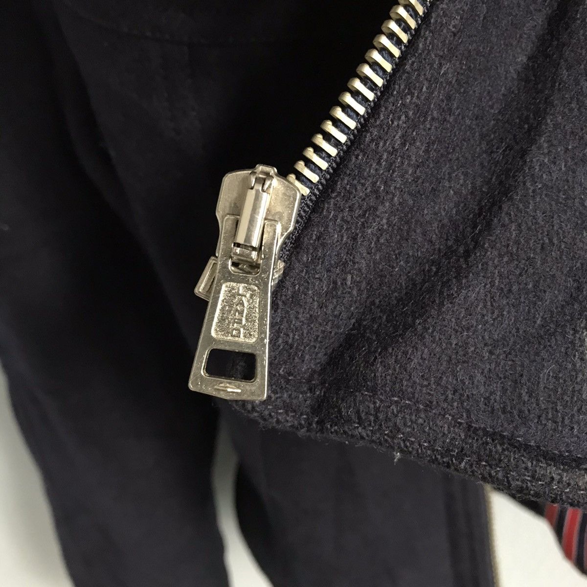 Giorgio Armani Made in Italy Armani Exchange jacket top Size XS / US 0-2 / IT 36-38 - 7 Thumbnail