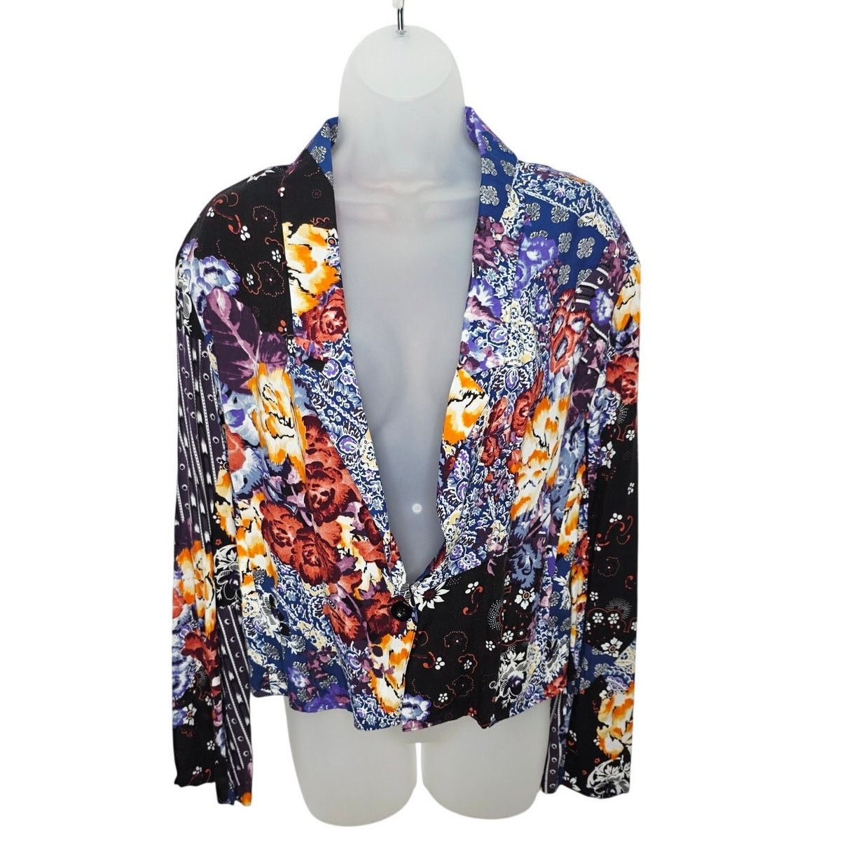 Other Boho Floral Blouse Women's M Lightweight Button Front Top Size M / US 6-8 / IT 42-44 - 1 Thumbnail