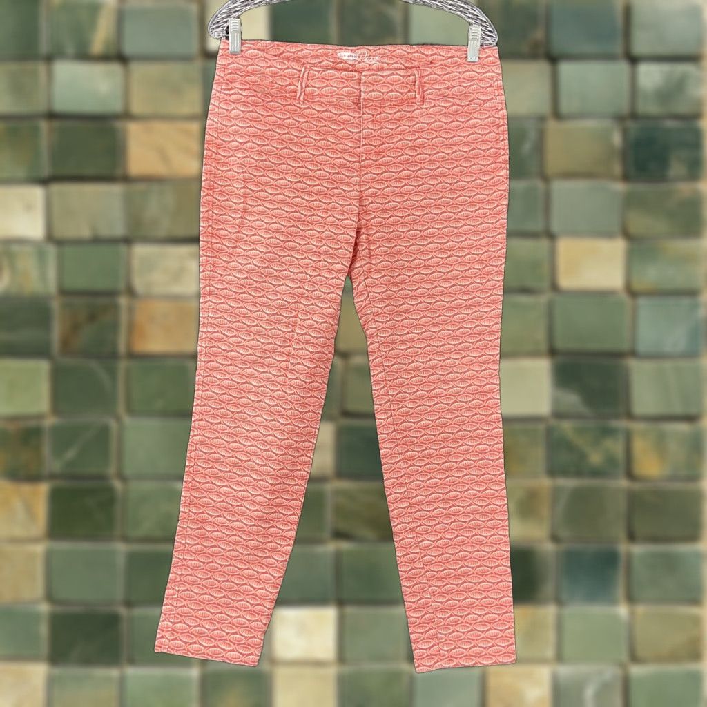 Old Navy OLD NAVY Pixie Pants Chino Women’s 6 Regular Pink Fish Pattern Pockets Size 28" / US 6 / IT 42 - 1 Thumbnail