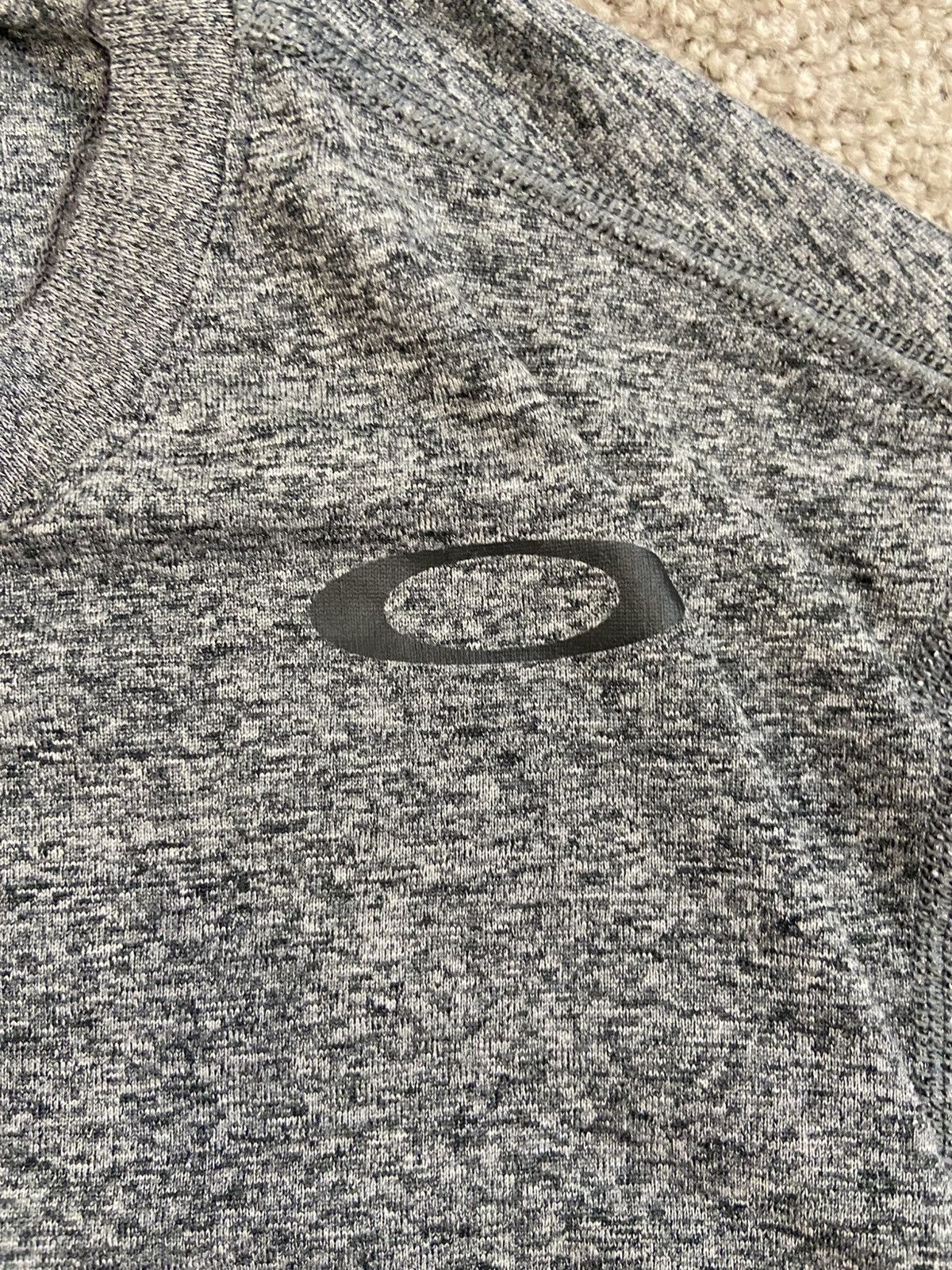 Oakley thermal teck long sleeve Oakley Shirt Size US S / EU 44-46 / 1 - 4 Thumbnail