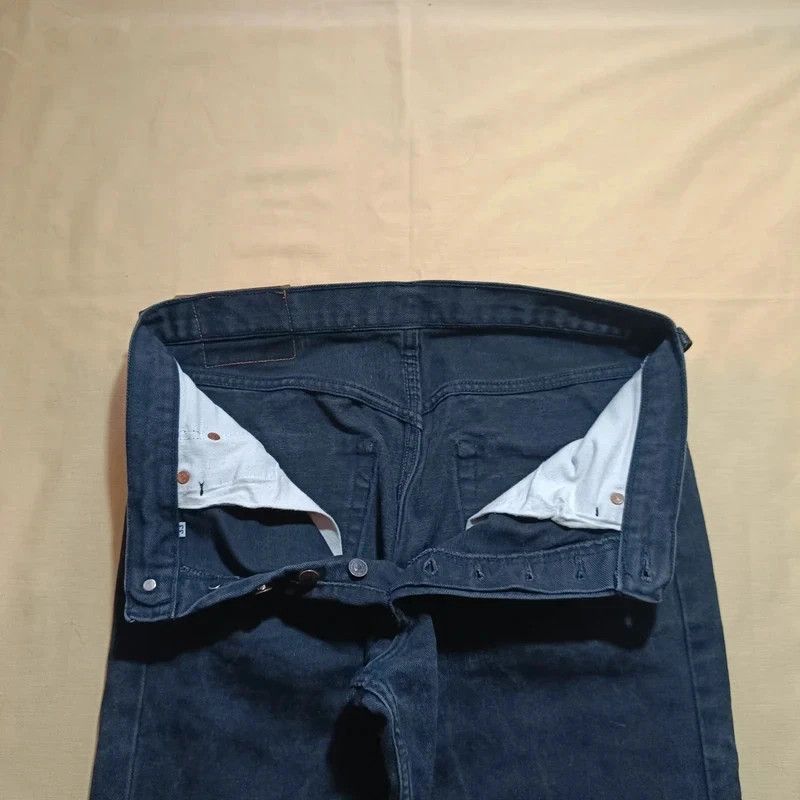 Levi's Vintage Levis 501 Black Jeans Made in USA fits W31 L29 1997 Size US 31 - 15 Thumbnail