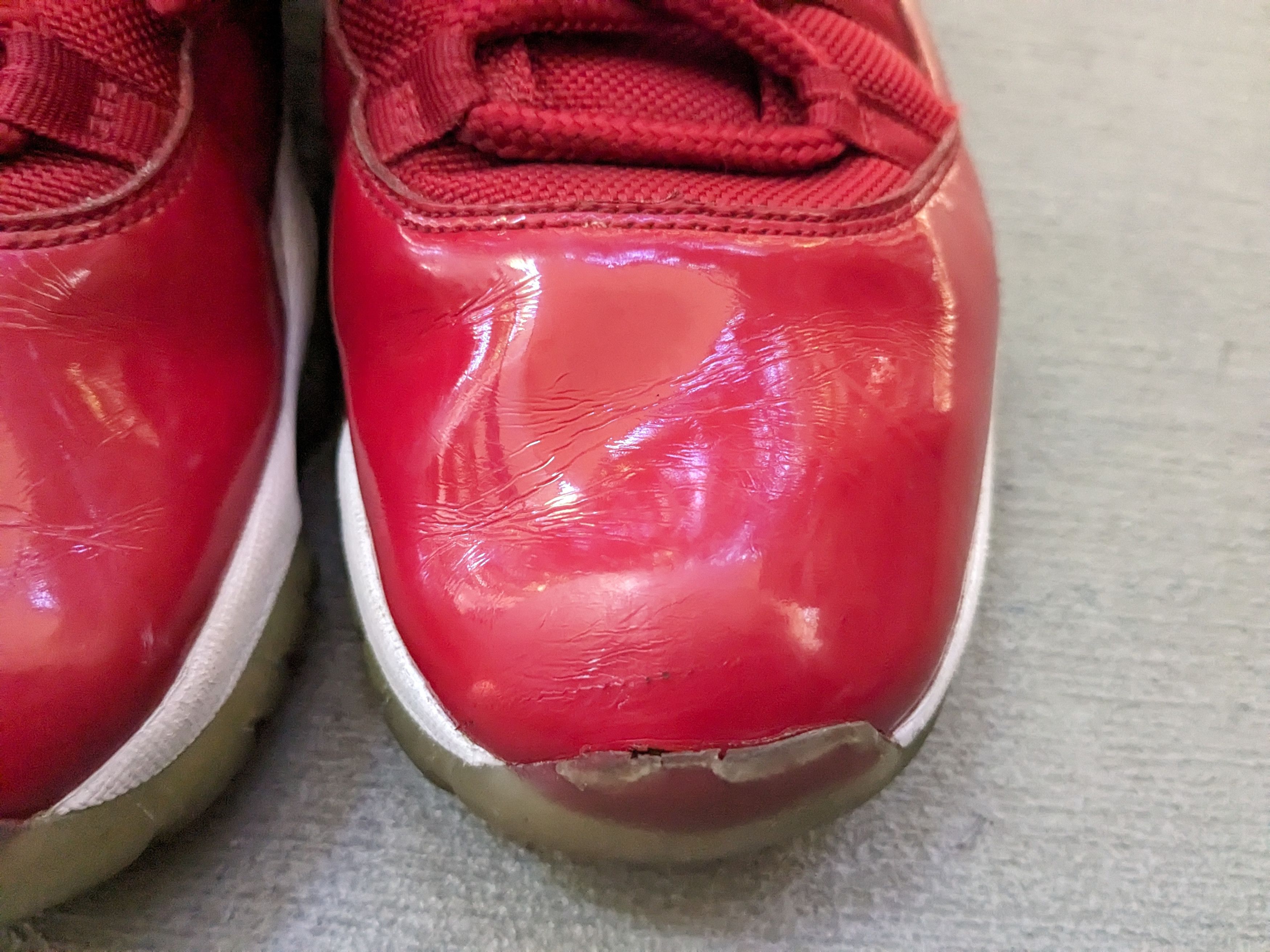 Jordan Brand Nike Air Jordan 11 Retro Win Like 96 Size 11 Red White Size US 11 / EU 44 - 4 Thumbnail