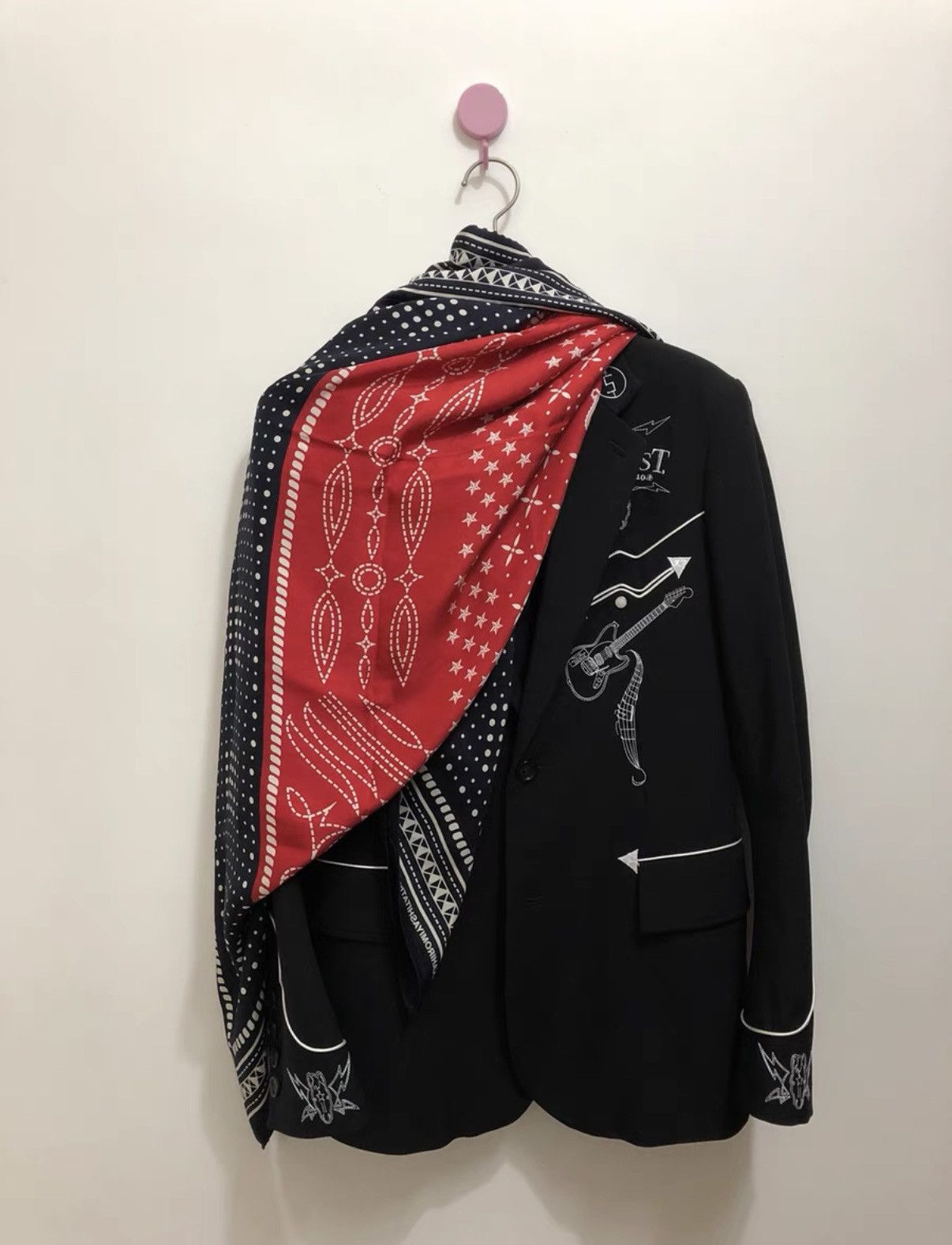 Takahiromiyashita The Soloist. TAKAHIROMIYASHITA THE SOLOIST takahiro miyashita silk scarf Size ONE SIZE - 5 Thumbnail