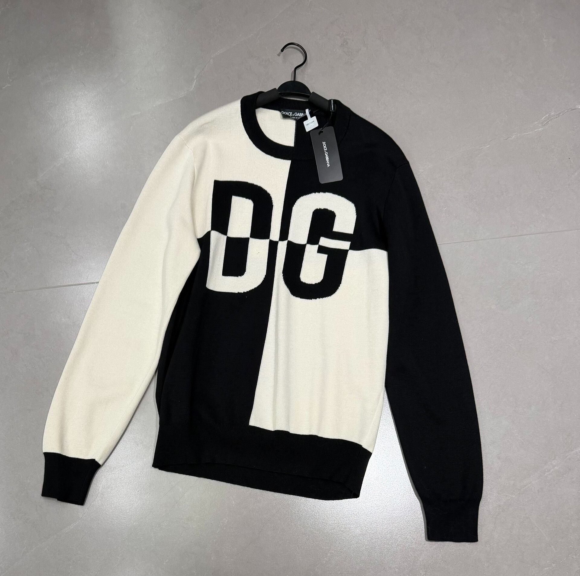 Dolce & Gabbana Dolce & Gabbana Men's Wool Logo Sweater Size US M / EU 48-50 / 2 - 1 Thumbnail