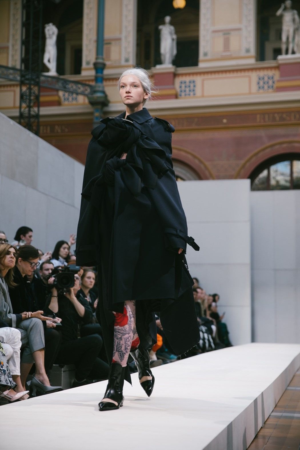 Comme des Garcons Comme des garcons S/S 2019 coat Size US M / EU 48-50 / 2 - 1 Thumbnail