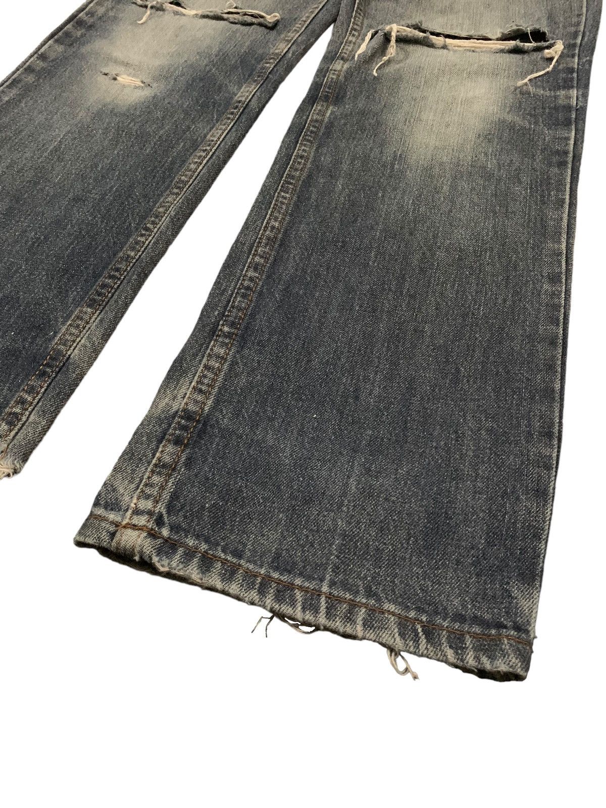 KURO Vintage Kuroto Faded Wash Distressed Grunge Jeans Size US 32 / EU 48 - 11 Thumbnail