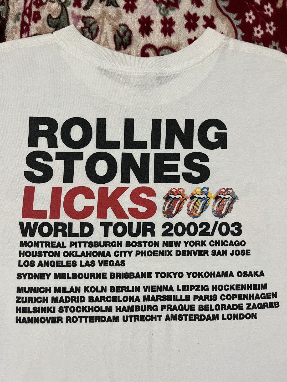 Band Tees × The Rolling Stones × Vintage Vintage Rolling Stone Licks World Tour 02/03 Tshirt Size US M / EU 48-50 / 2 - 4 Thumbnail
