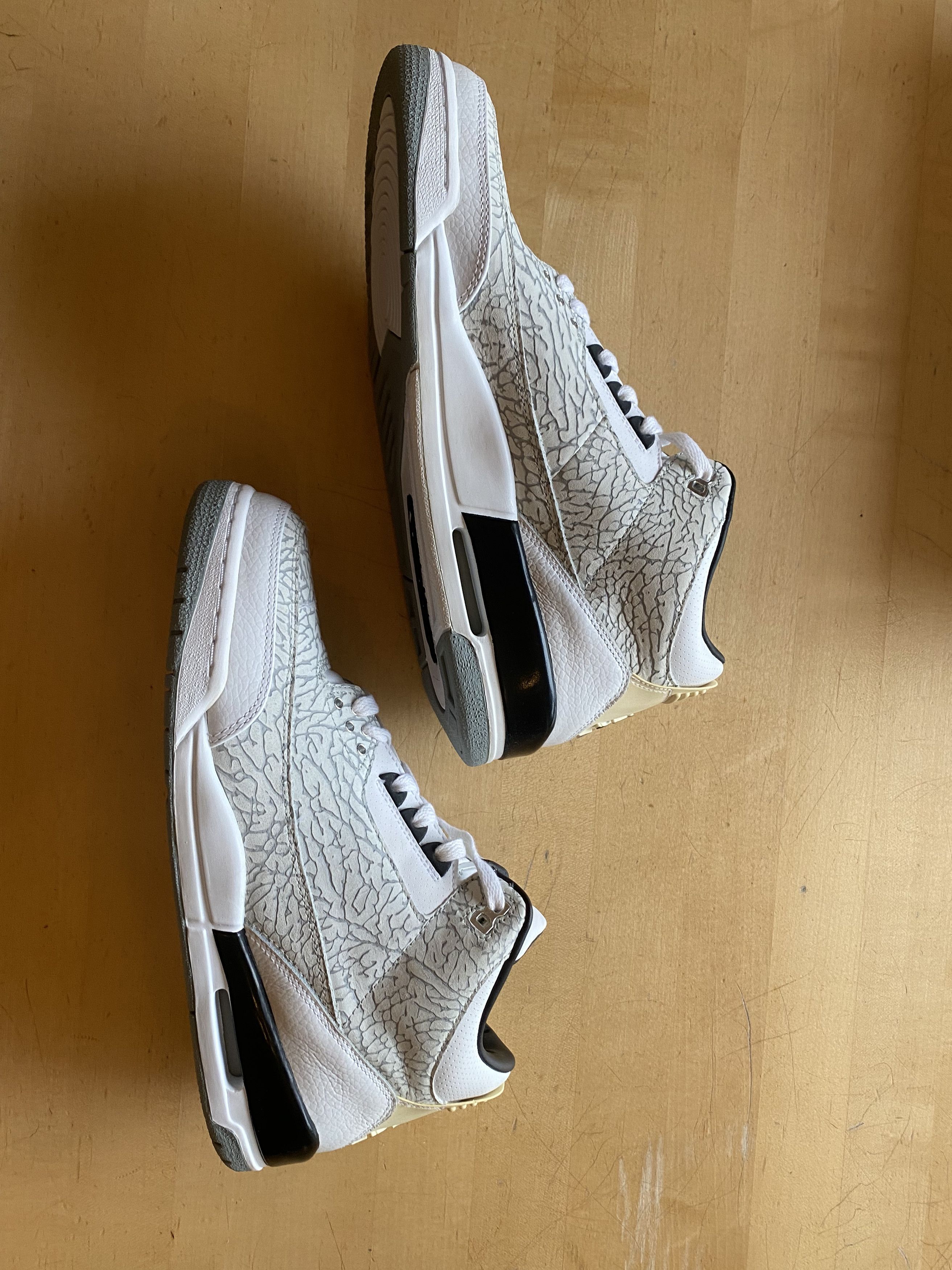 Jordan Brand Air Jordan Retro 3 Flip Size US 11.5 / EU 44-45 - 5 Thumbnail
