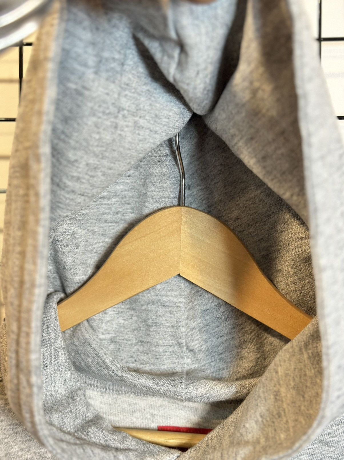 Supreme heather grey Supreme hoodie Size US S / EU 44-46 / 1 - 9 Thumbnail